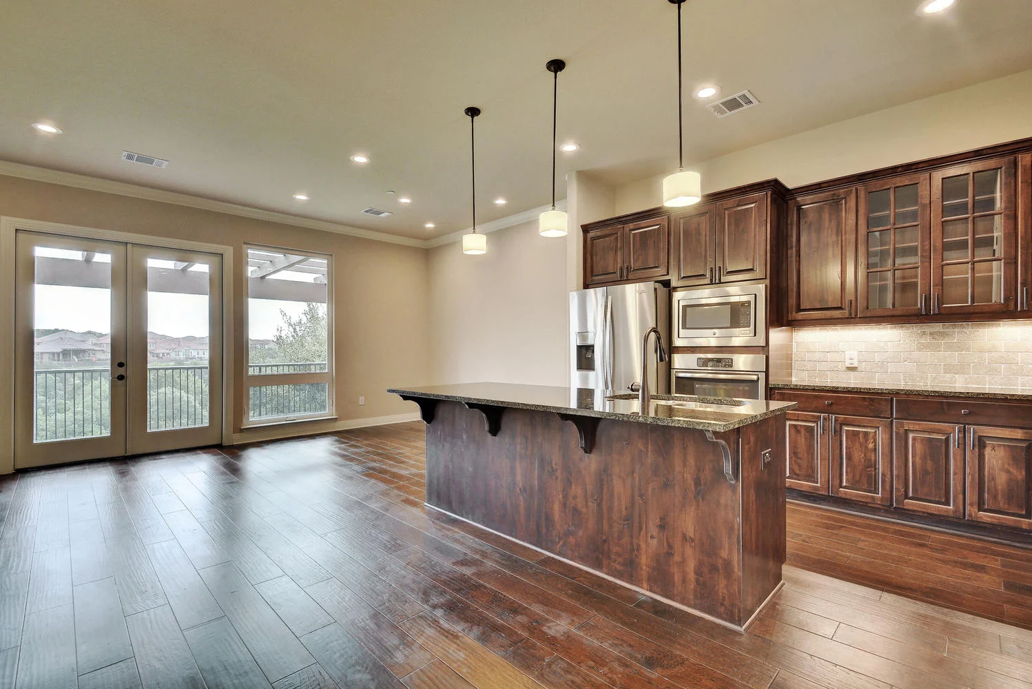 2601 N Quinlan Park Rd Unit-large-008-6-Kitchen and Breakfast 112-1499x1000-72dpi.jpg