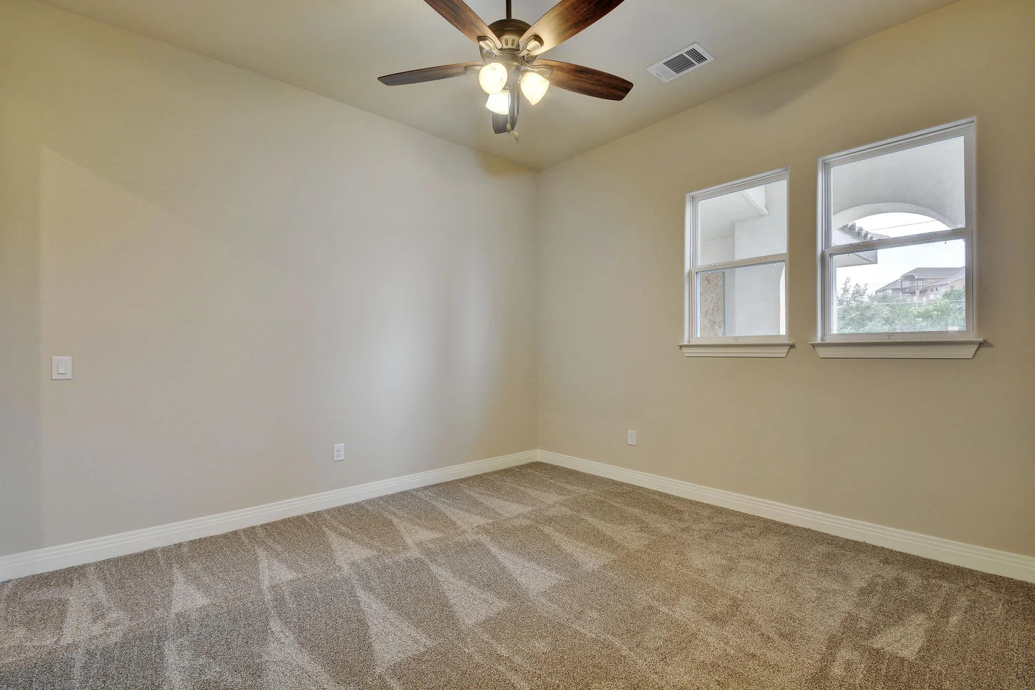 2601 N Quinlan Park Rd Unit-large-021-19-Other Beds and Baths 239-1499x1000-72dpi.jpg