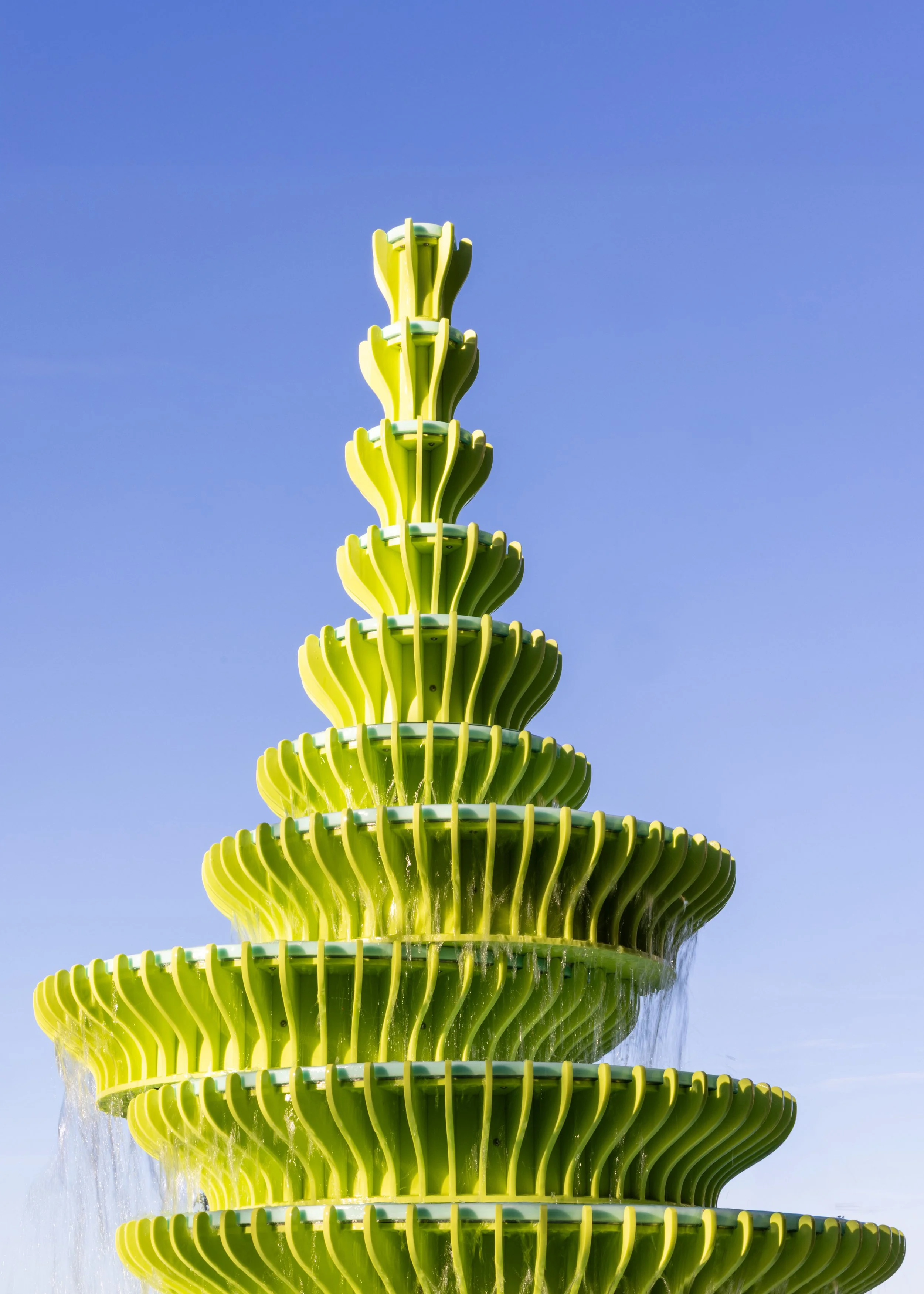 NEON - The Fountain - Image 2.jpg