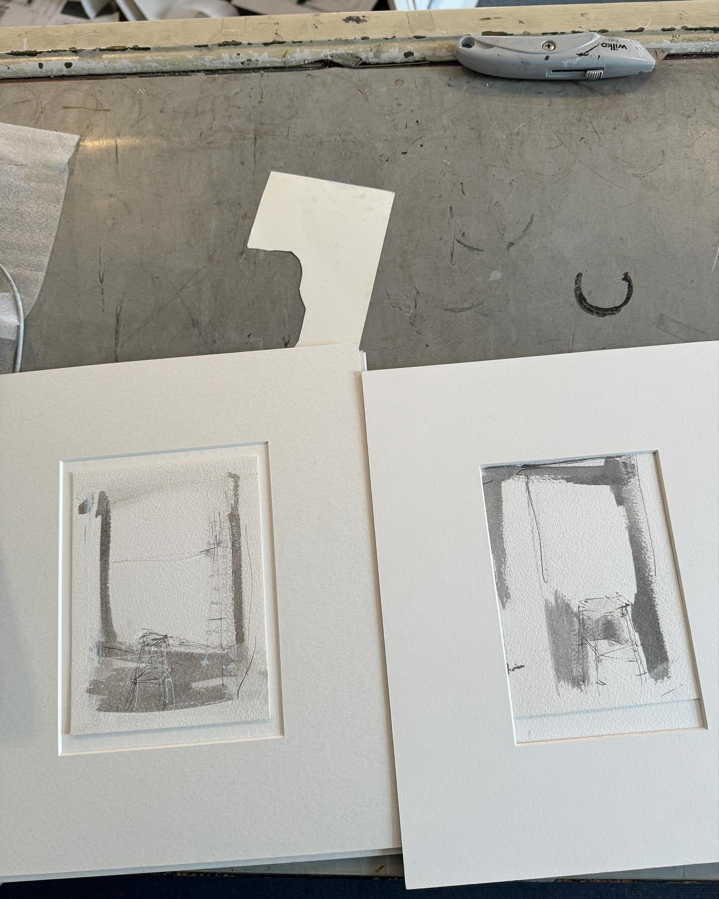 Last week I had the pleasure and privilege of visiting gallery artist Lydia Kiernan in her studio to choose work for her show  at The Table in August and here are some of the selected pieces &hellip;
.
.
#lydiakiernan #galleryartist #choosingthework 