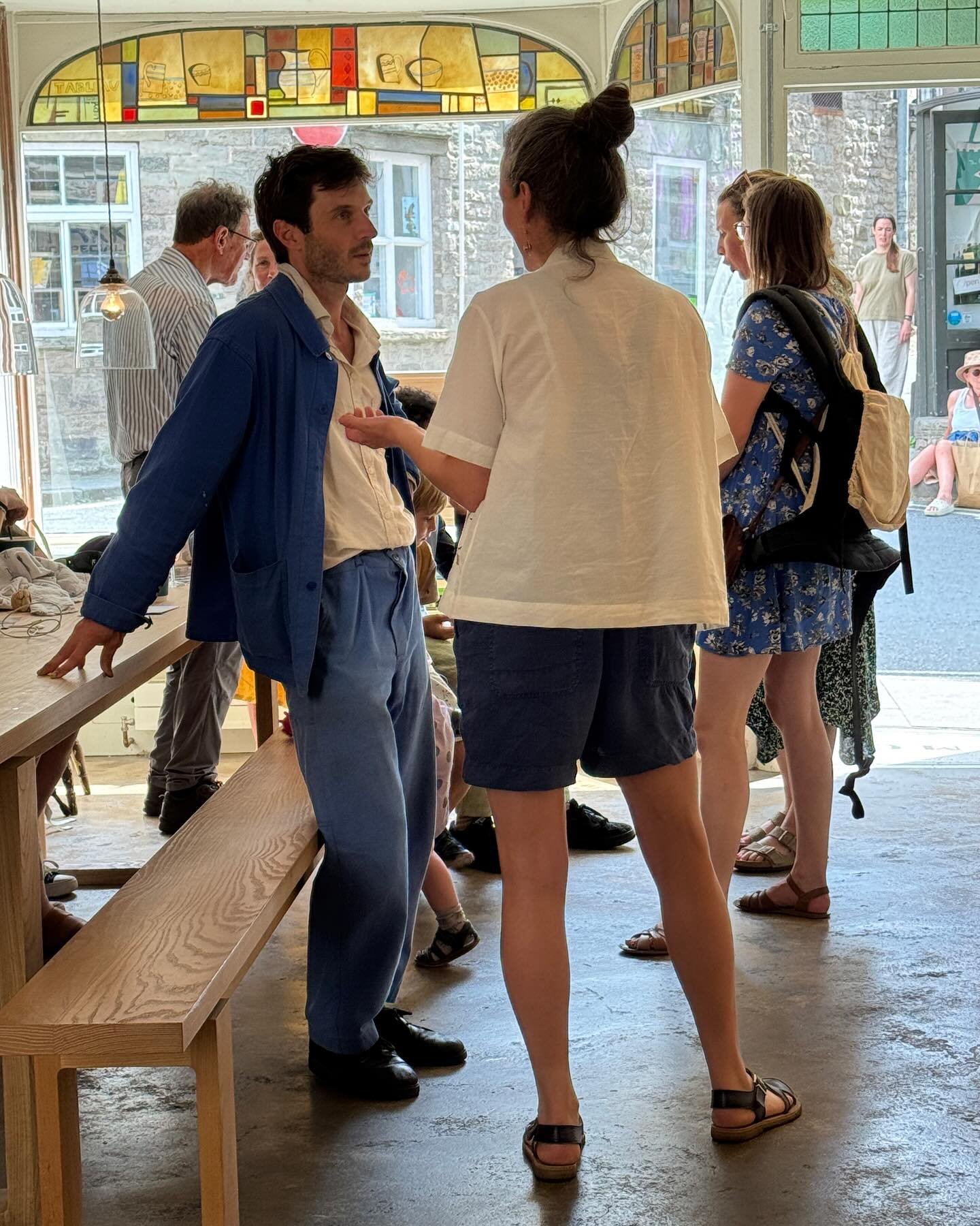 Such a great weekend of lovely artists and fabulous exhibitions with @rosiemaccurrach at The Table and @harryrich.art at The Chair
.
.
#twoshowsinhay #harryrich #rosiemaccurach #thechairhay #galleryownerslife #hayonwye #thetablehay