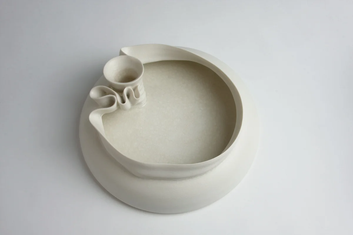 Vase_Porcelain_Mona Vase above_Jo Davies.jpg