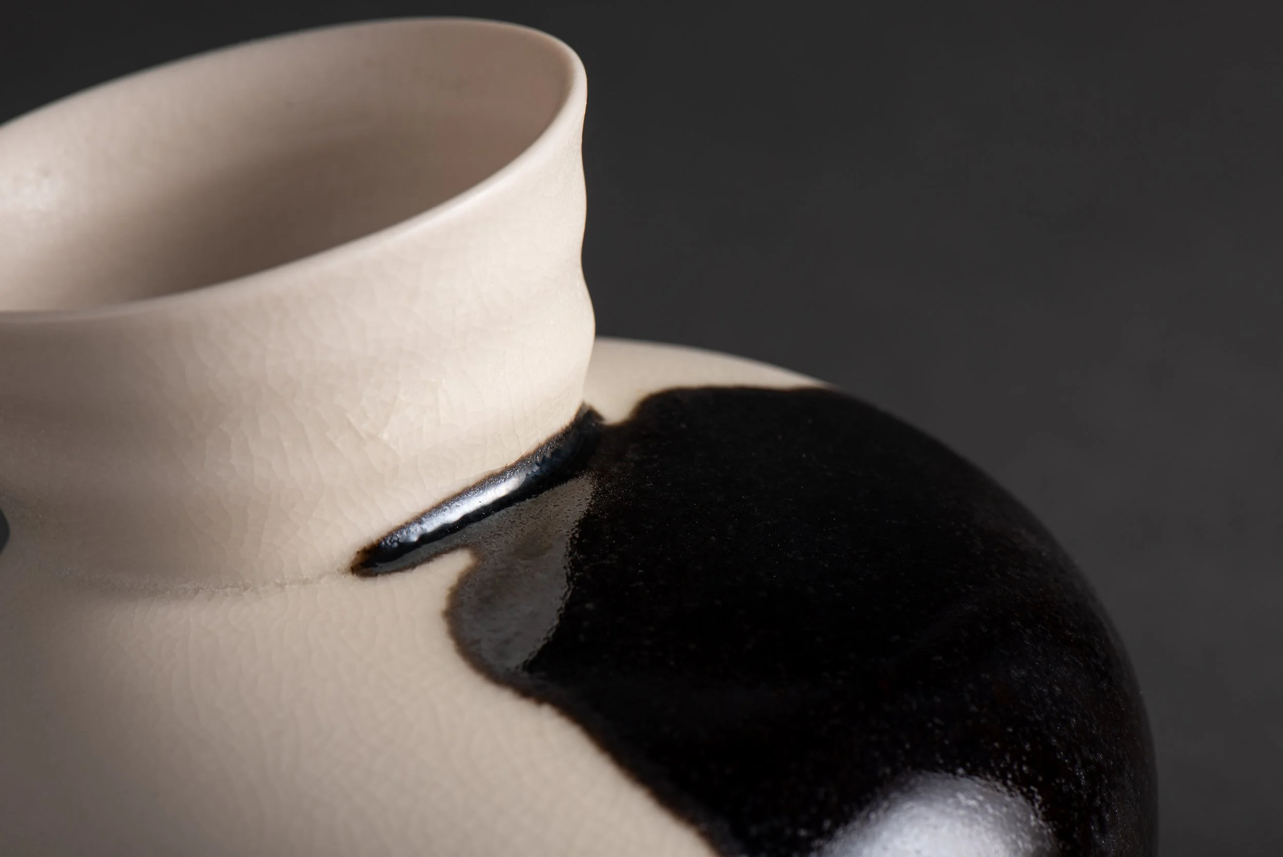 Black and White Speak Vase