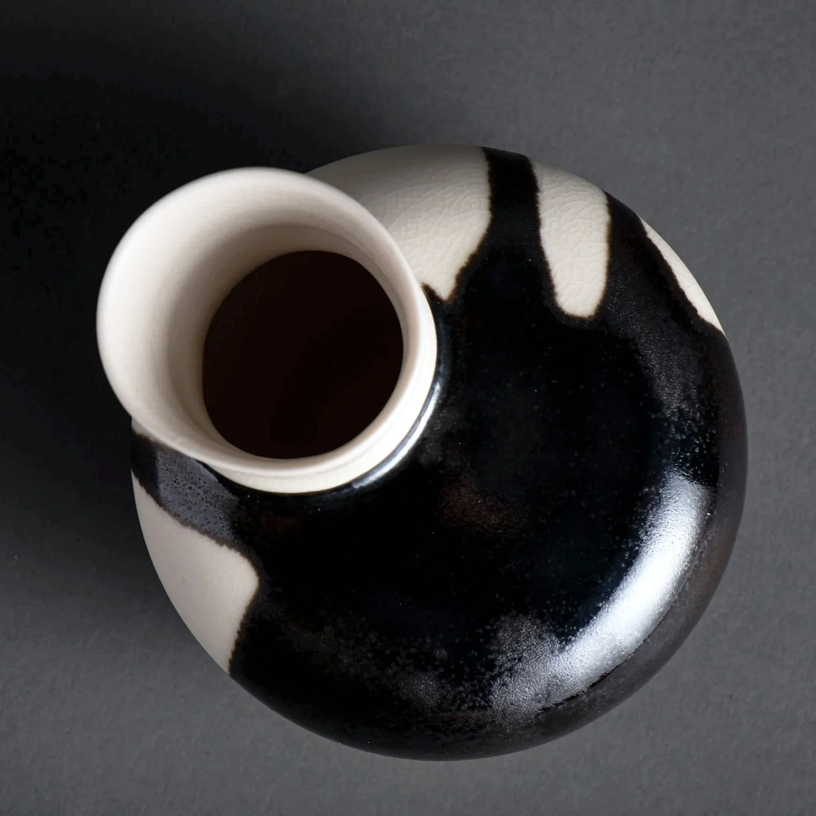 Gilded Black & White Speak Vase - Unique Object