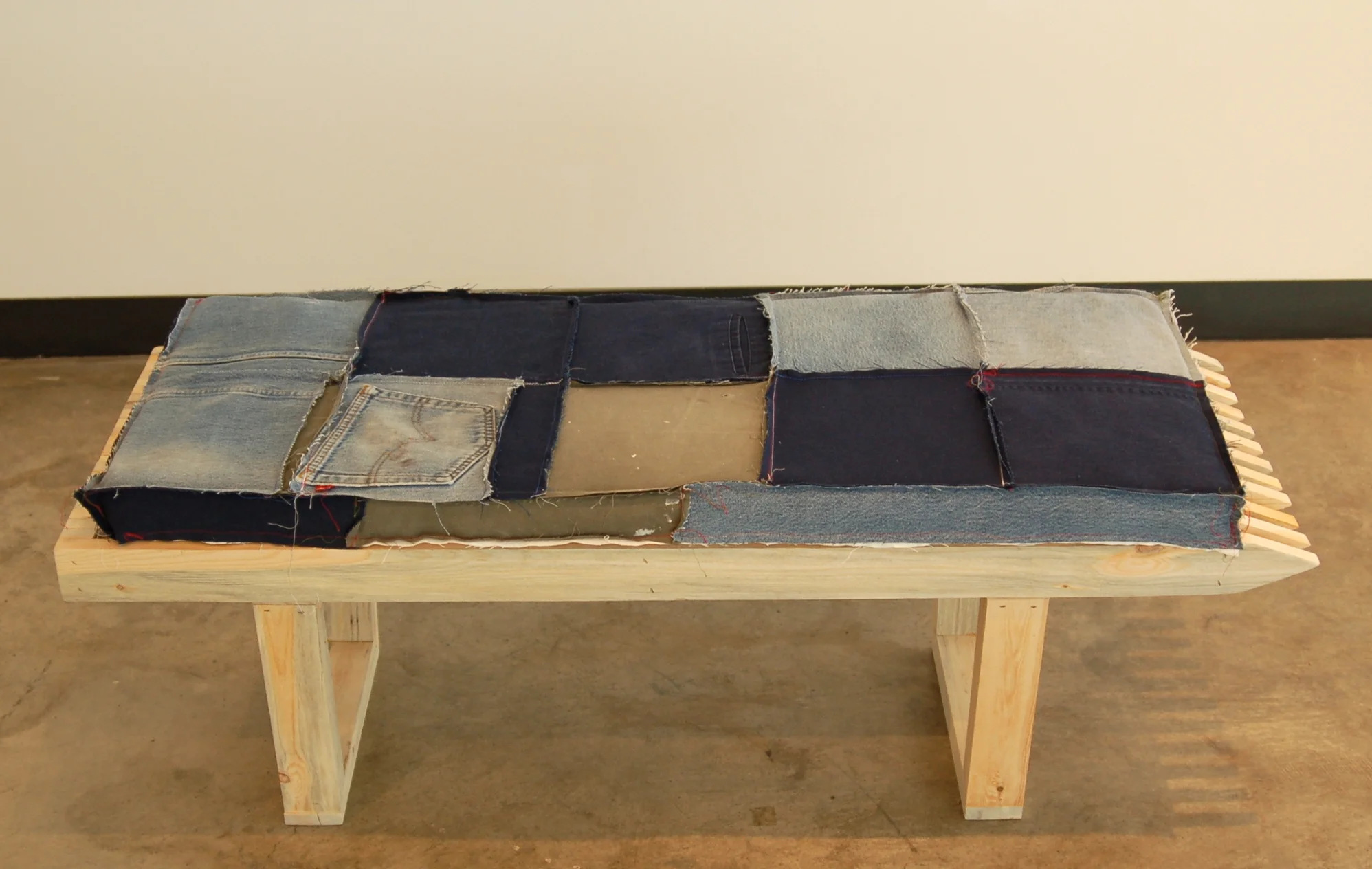  Stakes I -&nbsp;2007 -&nbsp;property marker stakes, pants -&nbsp;18" x 48" x17" 