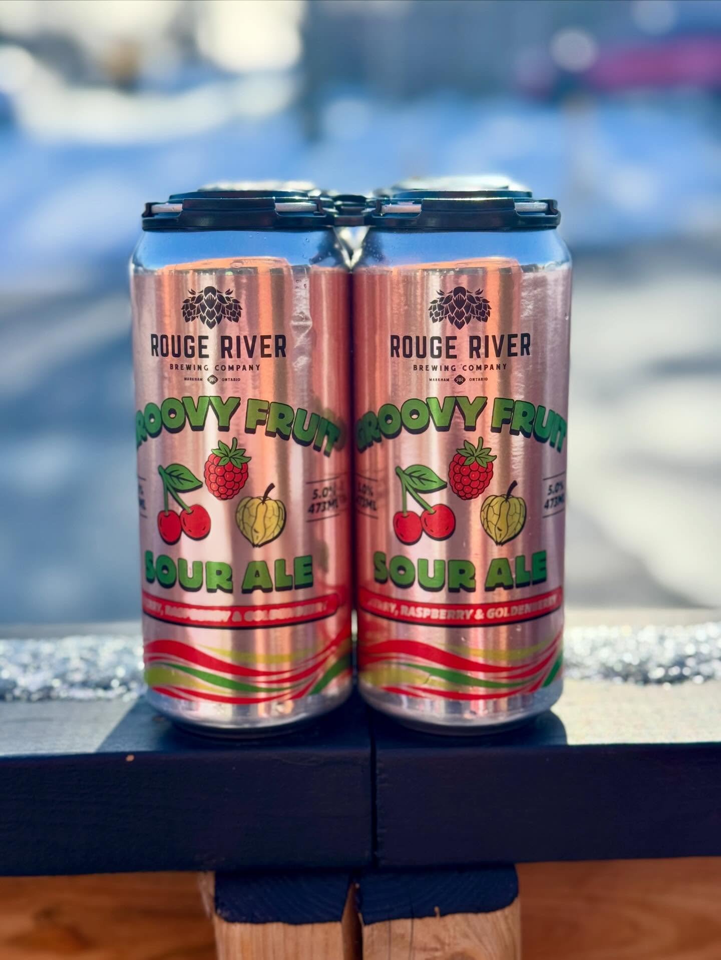 🪩Groovy Fruit is back! With a refreshed label and a new fruit combo! This batch features cherry, raspberry and goldenberry puree for a perfect balance of sweet and tart. Our first time using goldenberry, it adds a pleasant acidity and unique flavour