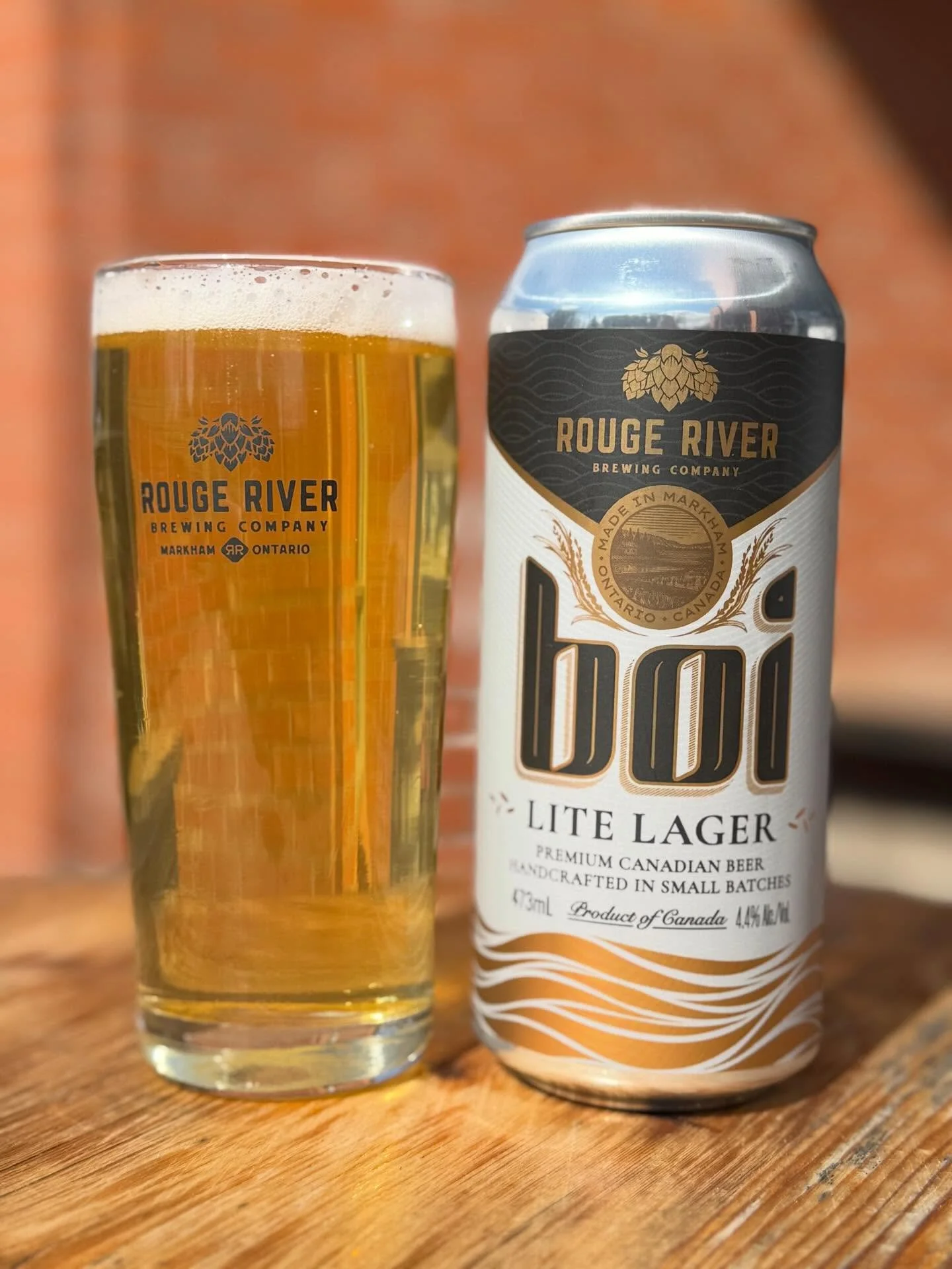 In search of the perfect crispy boi? May we present Boi Lite Lager. Brewed with flaked rice for a lighter body and lighter colour. Easy drinking and lightly bittered this is our pinnacle of easy drinking lager. Subtle aromas of apple and pear is foll