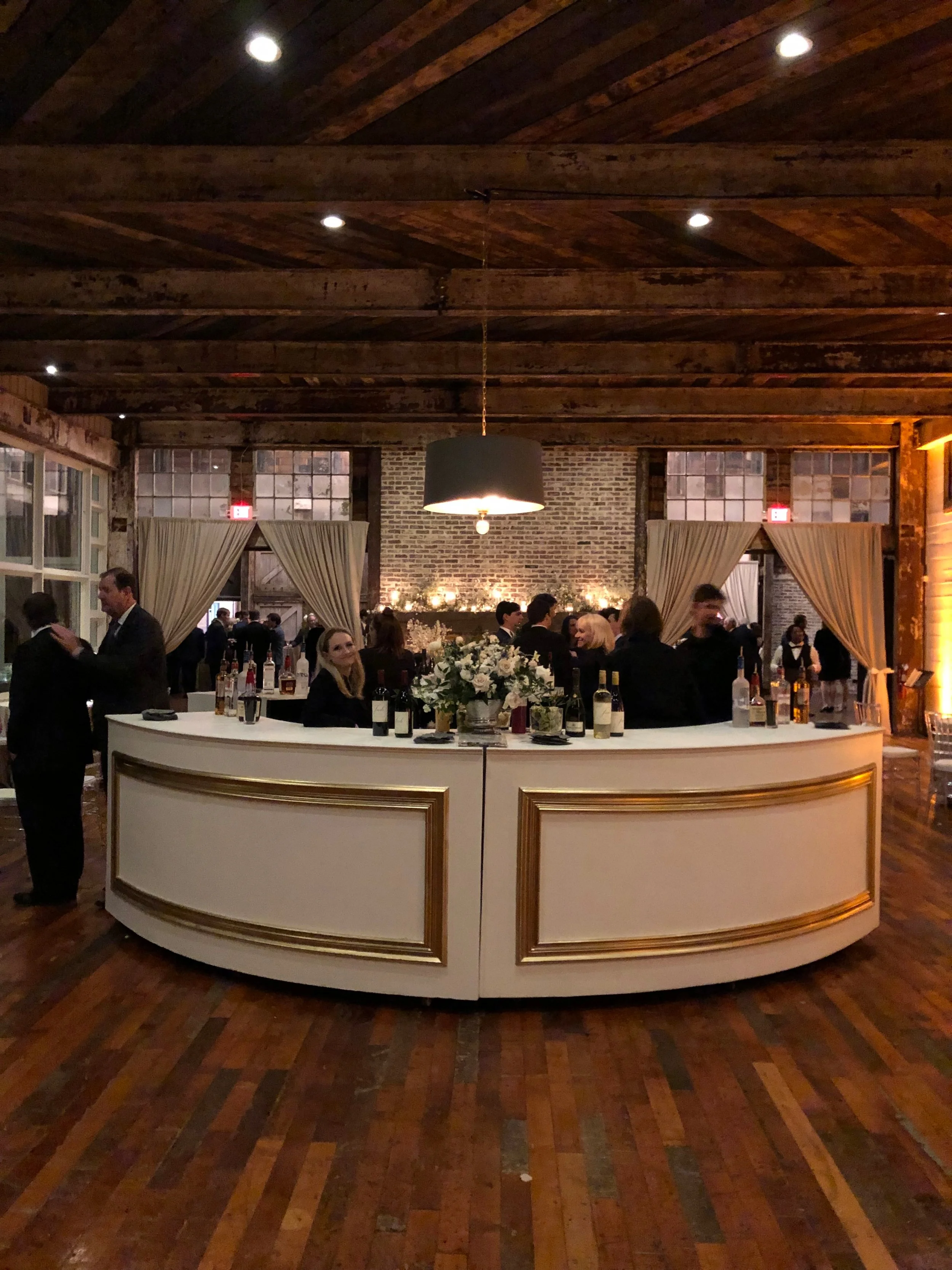 Lakeside Room Bar
