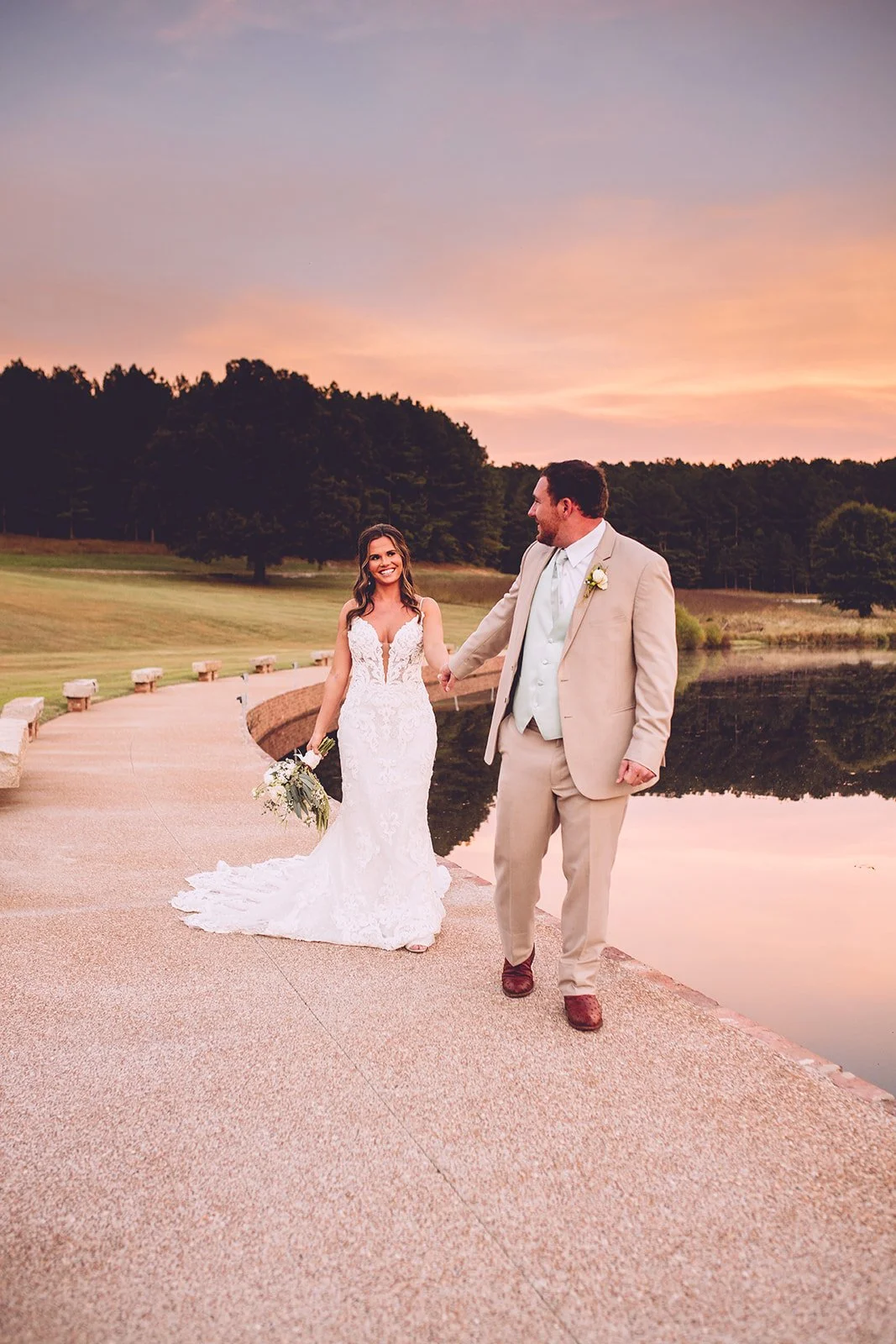 couple golden hour lake jefferson oxford ms