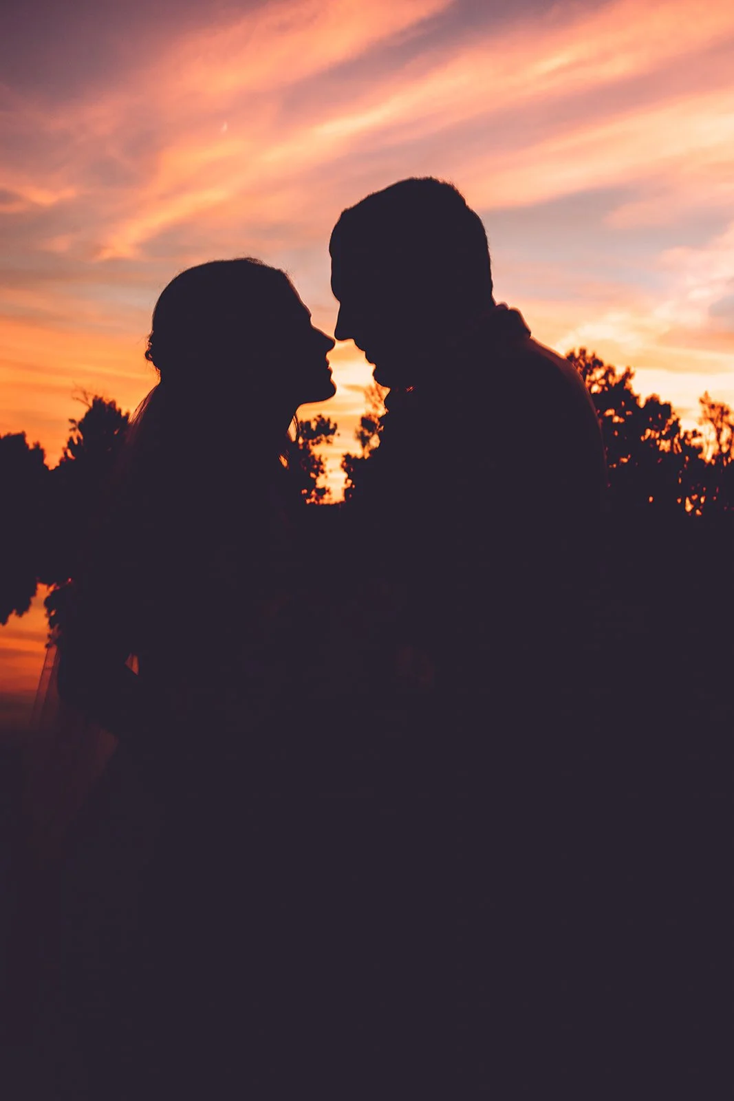 golden hour silouette couple sunset at Jefferson oxford ms