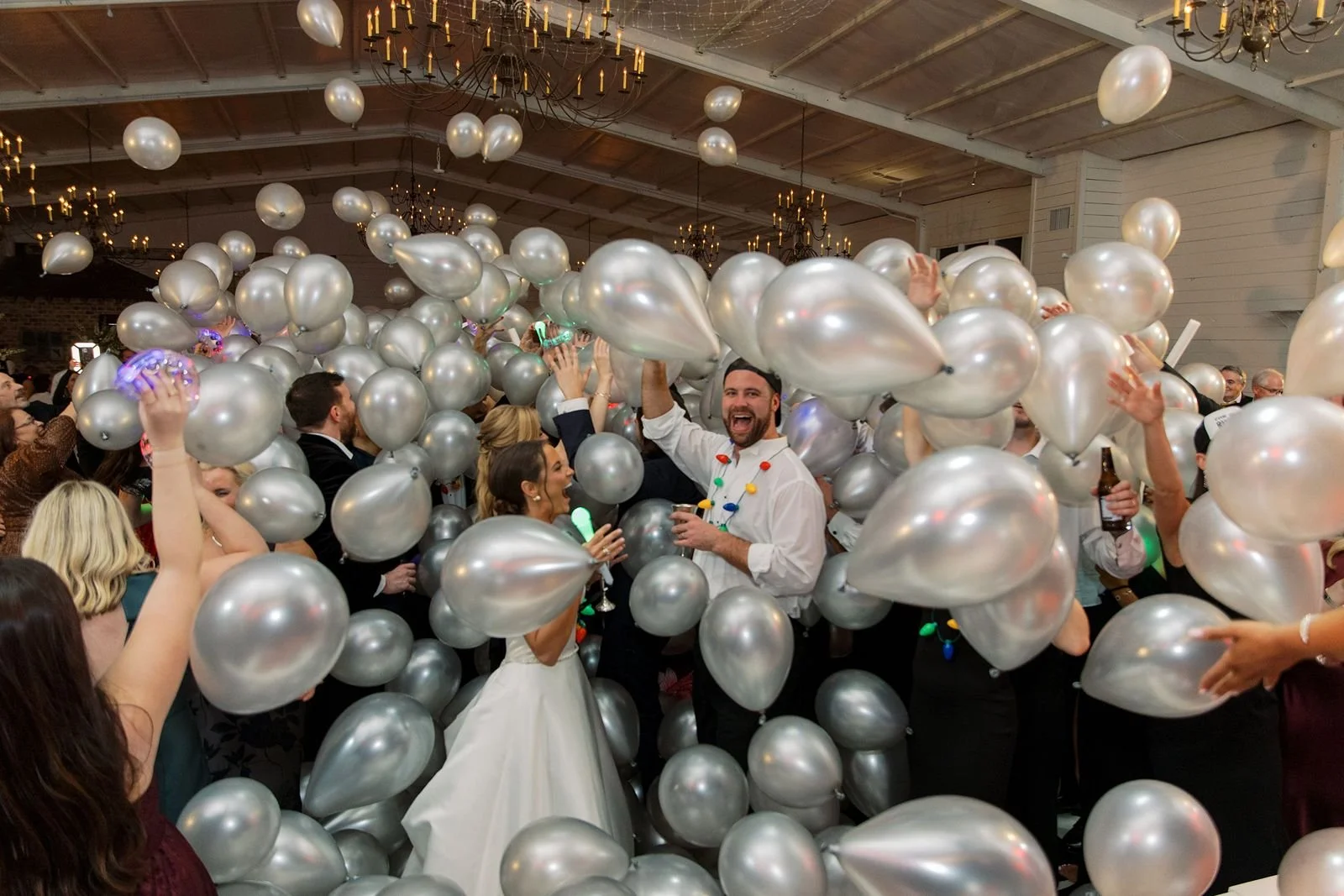 balloon drop wedding send-off at the Jefferson oxford