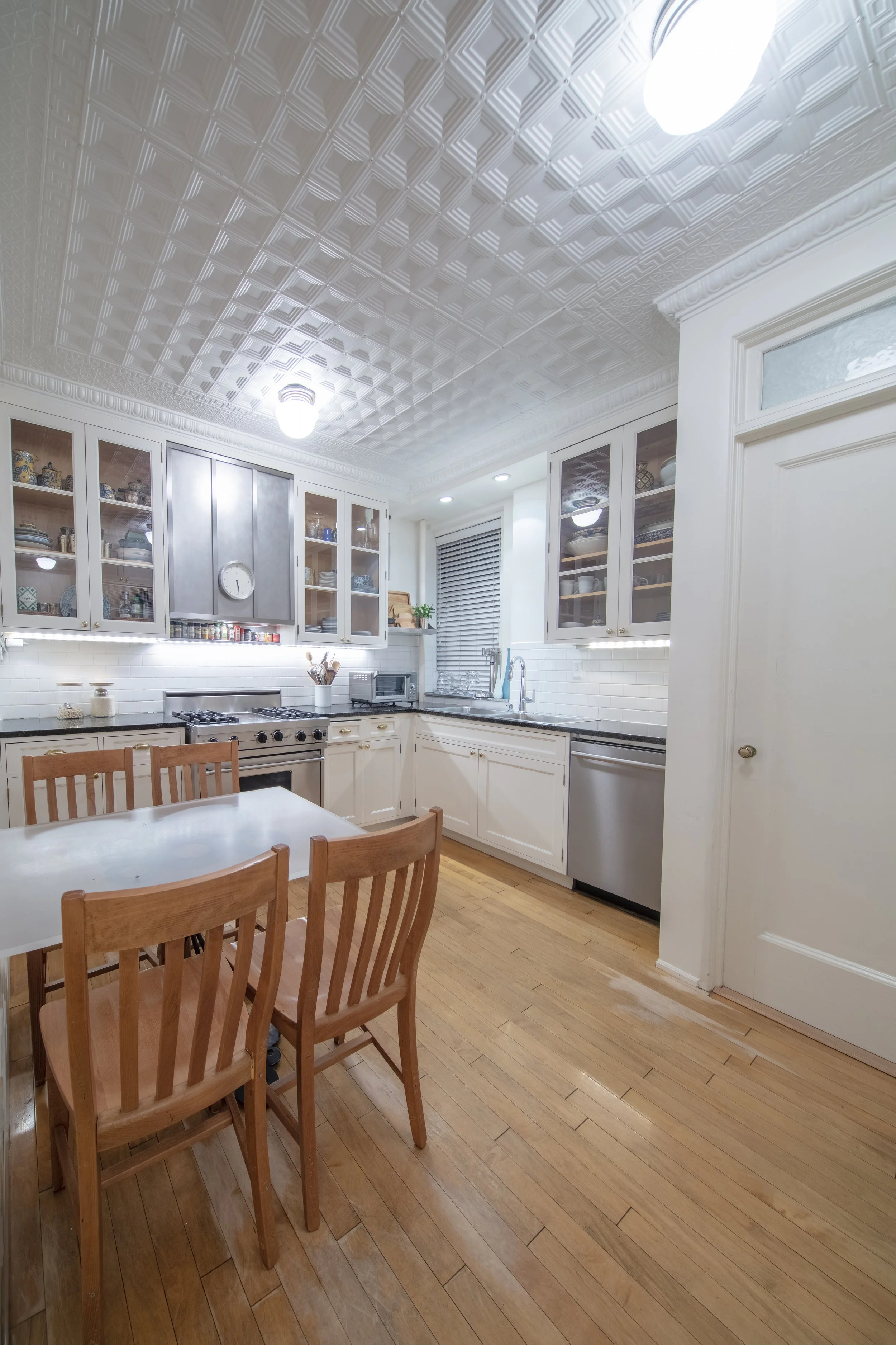 Kitchen 3.jpg
