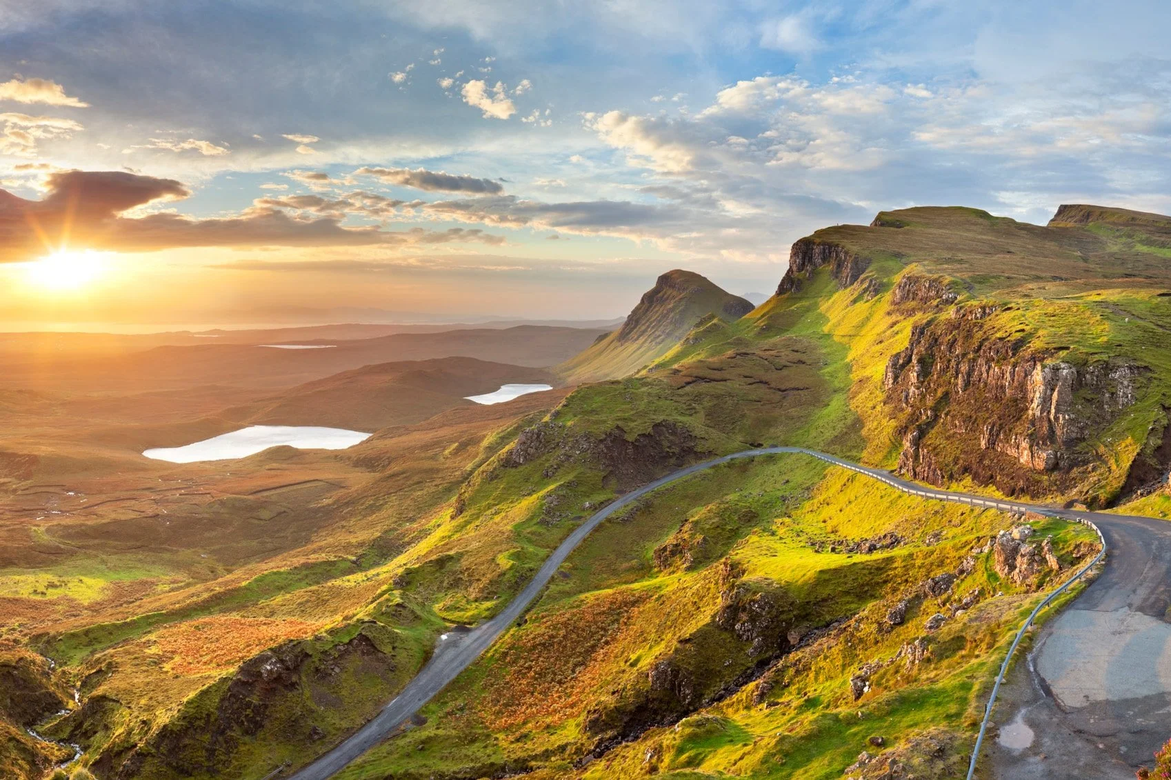 Isle-of-Skye-www.istockphoto.comgbphotosunrise-at-quiraing-isle-of-skye-scotland-gm143177040-19690491-sara_winter.jpg
