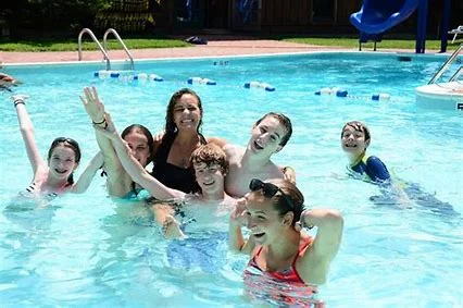Pool Parties KCPC offers 2 types of pool parties to help meet your needs. Enjoy the pool all to yourself with a Private Party. Private Parties are offered before or after hours of operation for group sizes up to 250 guests. Open Parties are offered in two hour blocks for up to 25 guests during hours of operation only.
