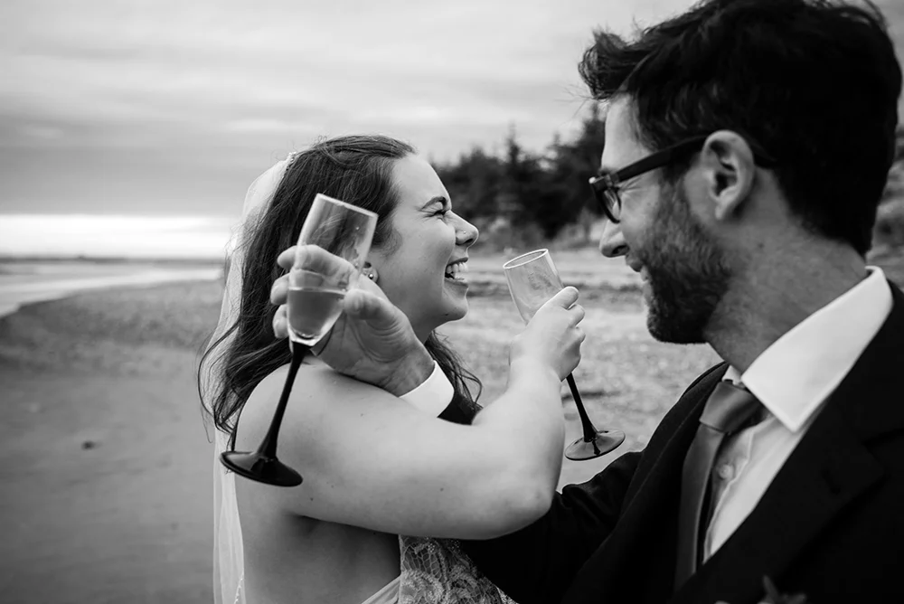 642_270-haida-gwaii-elopement-helenecyr.jpg