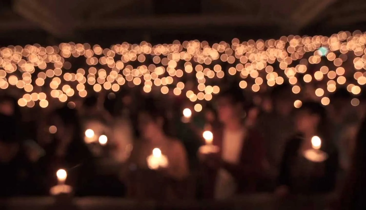 candlelit_church.jpg