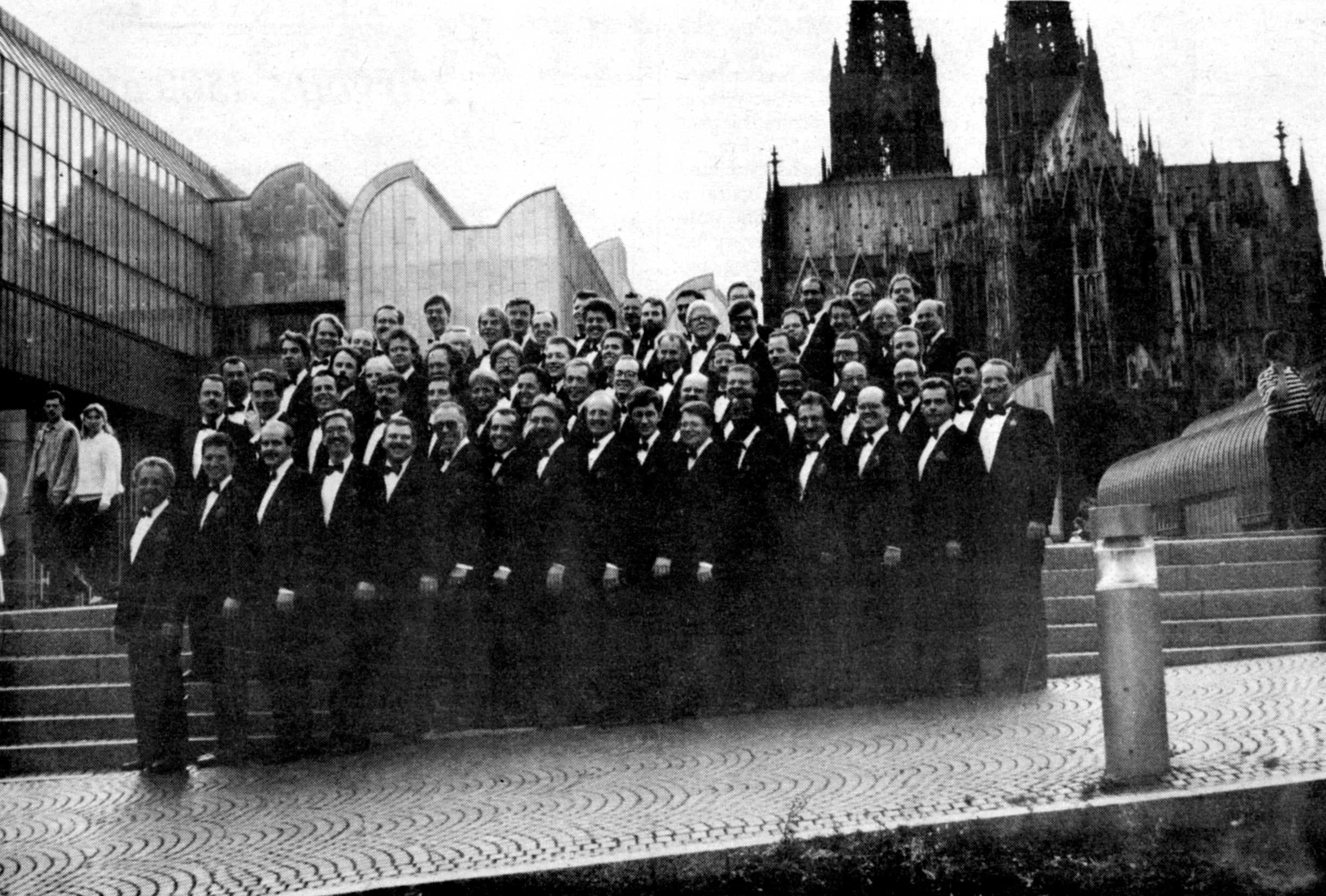 1988-Cologne Tour Photo.jpg