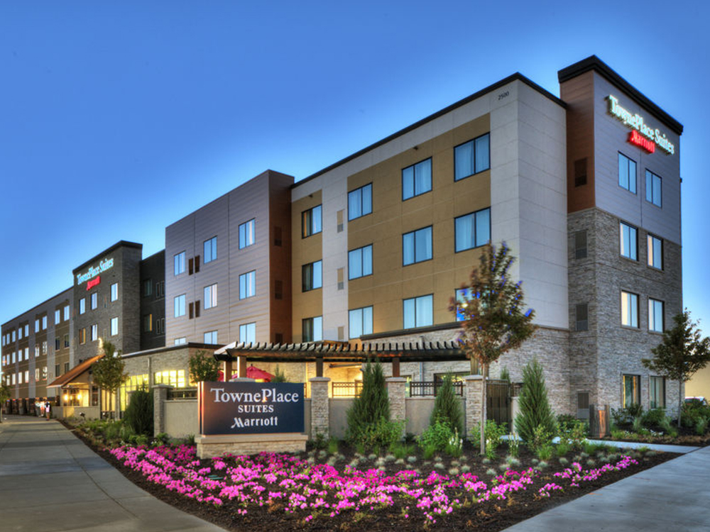 2018 PC Hotel8.jpg