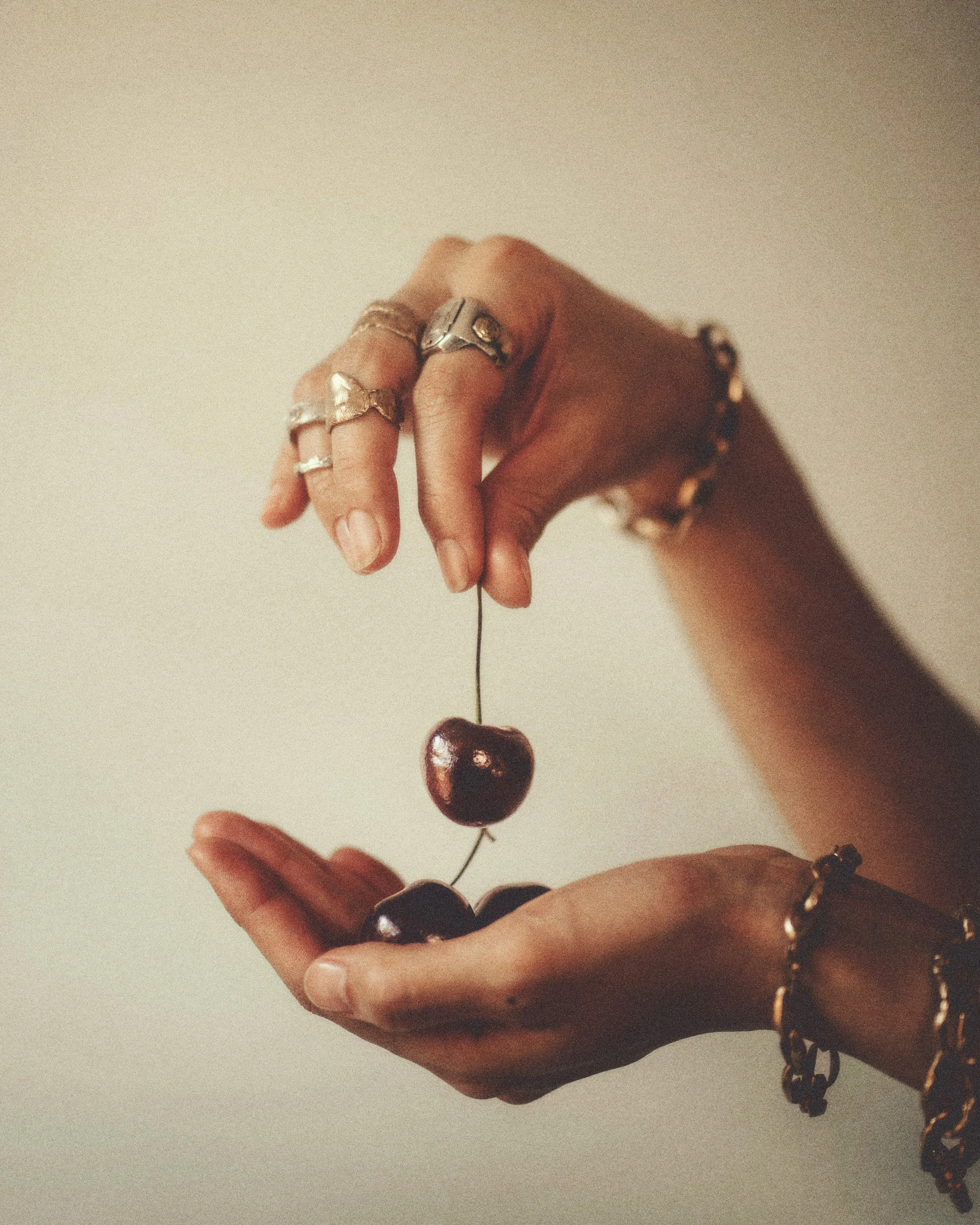 Brandon Martinez - St Vagabond - Hands 1c.jpg