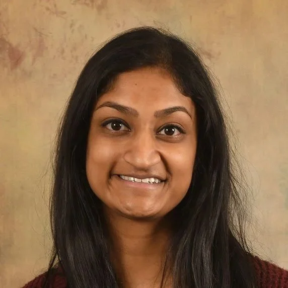  Pallavi Mannava, Extern