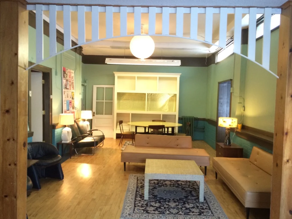 The Lounge