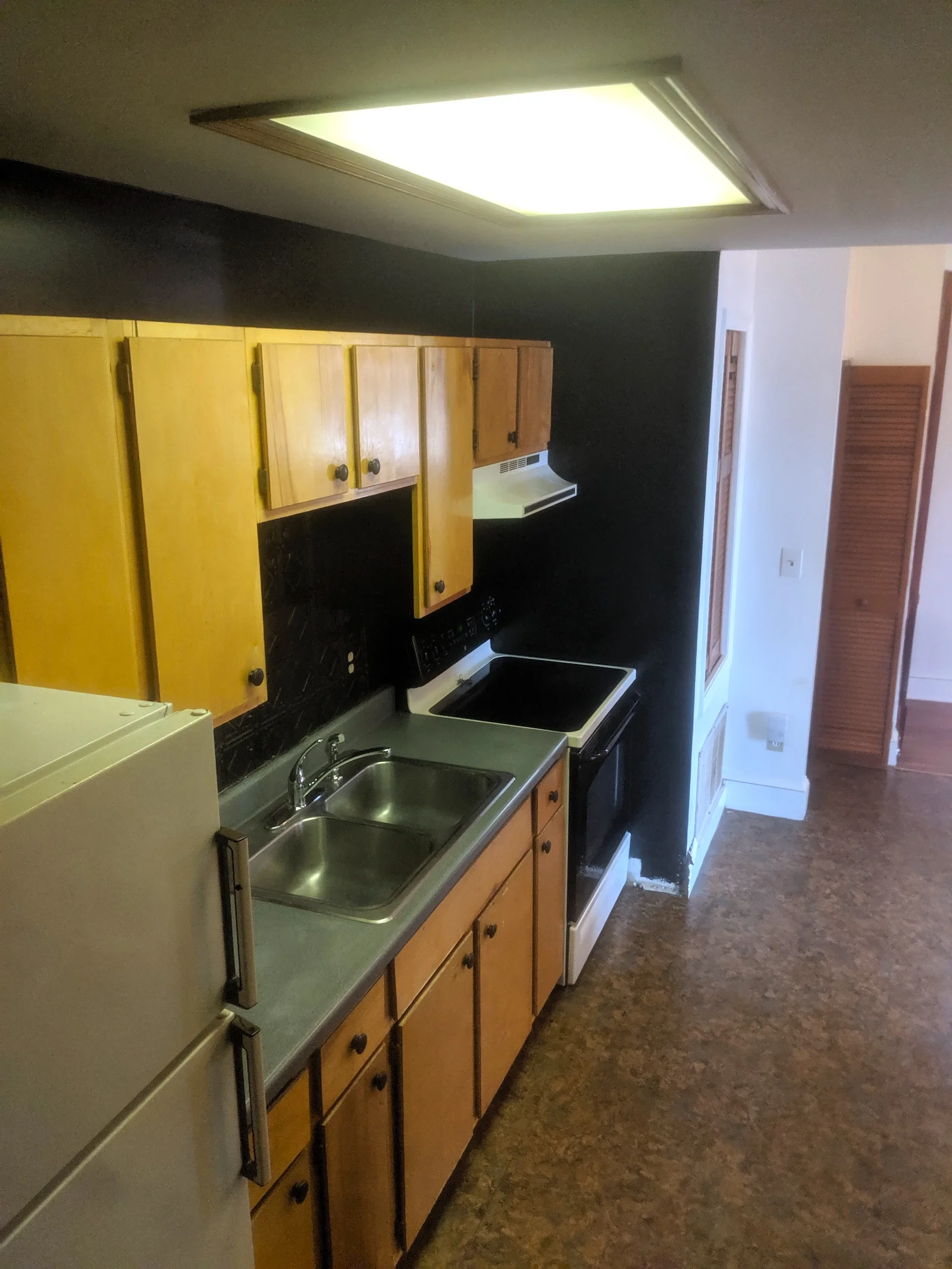 84#102 2019 Kitchen 3.jpg