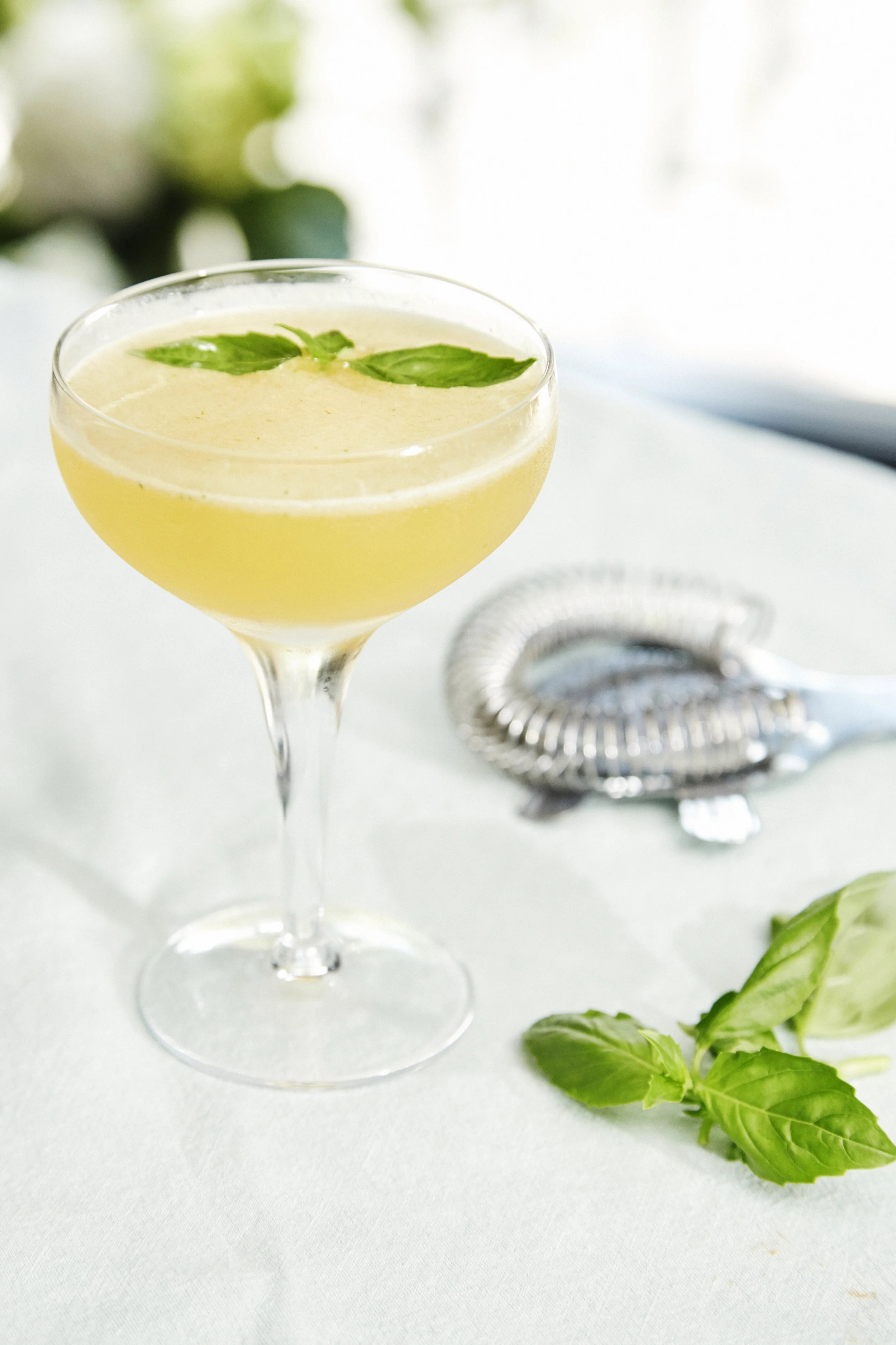 20160621_AnforaCocktails2308_JennaPeffley_trtmt.jpg