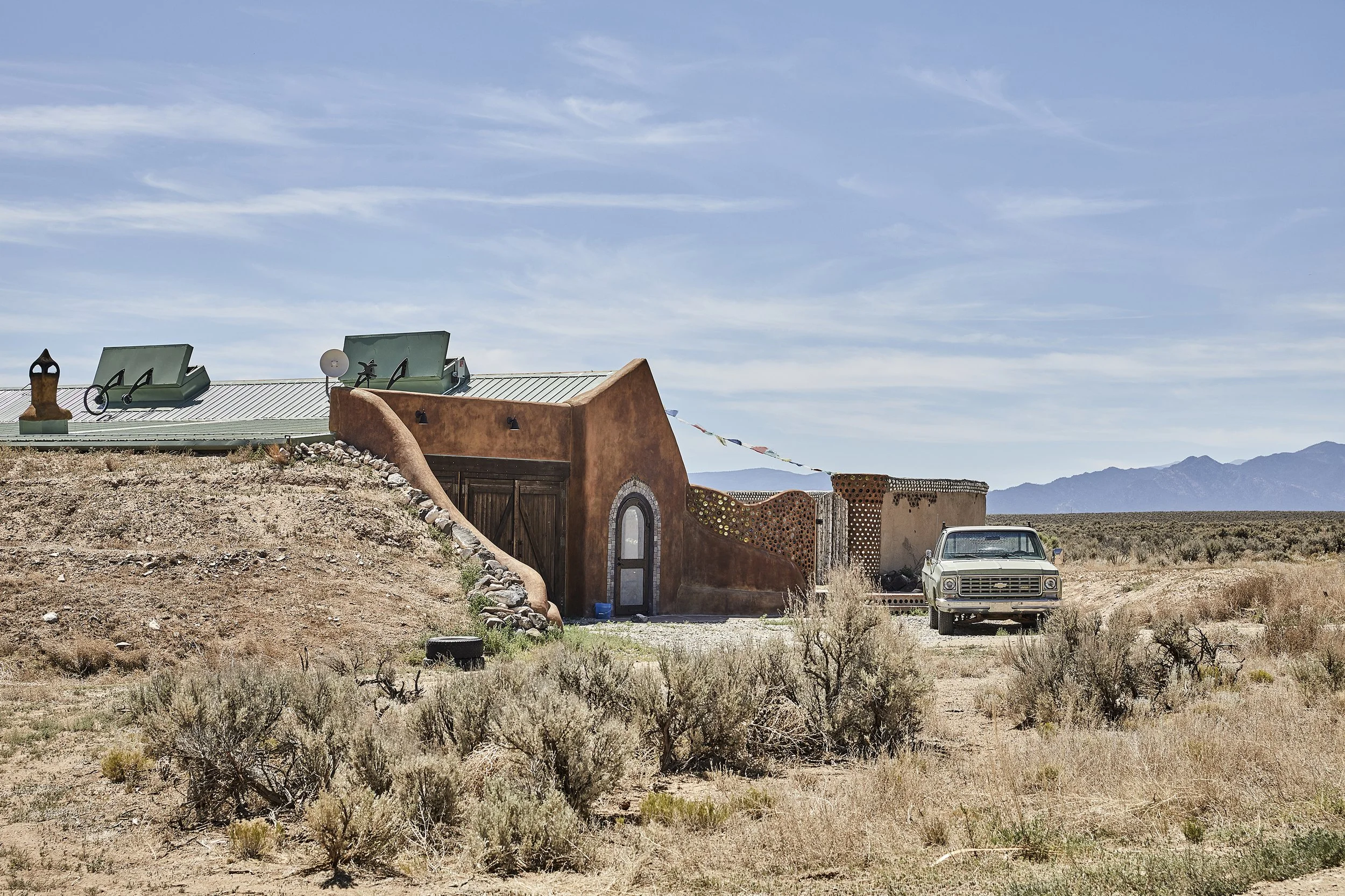 202000710_JennaPeffley_EarthshipMikeReynolds_0143.jpg