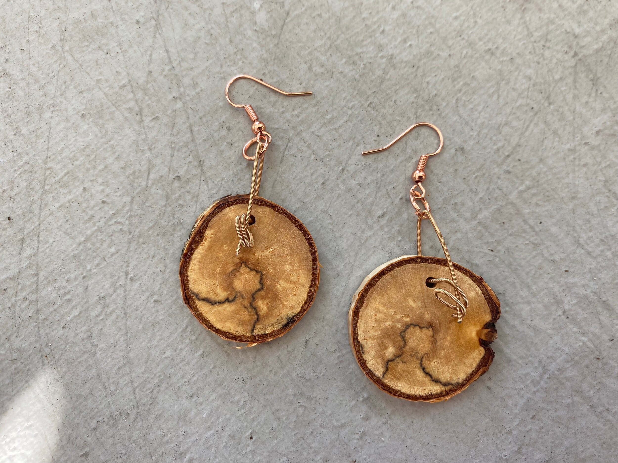 8D99BC60-447B-468E-9574-18BE8A8D471F