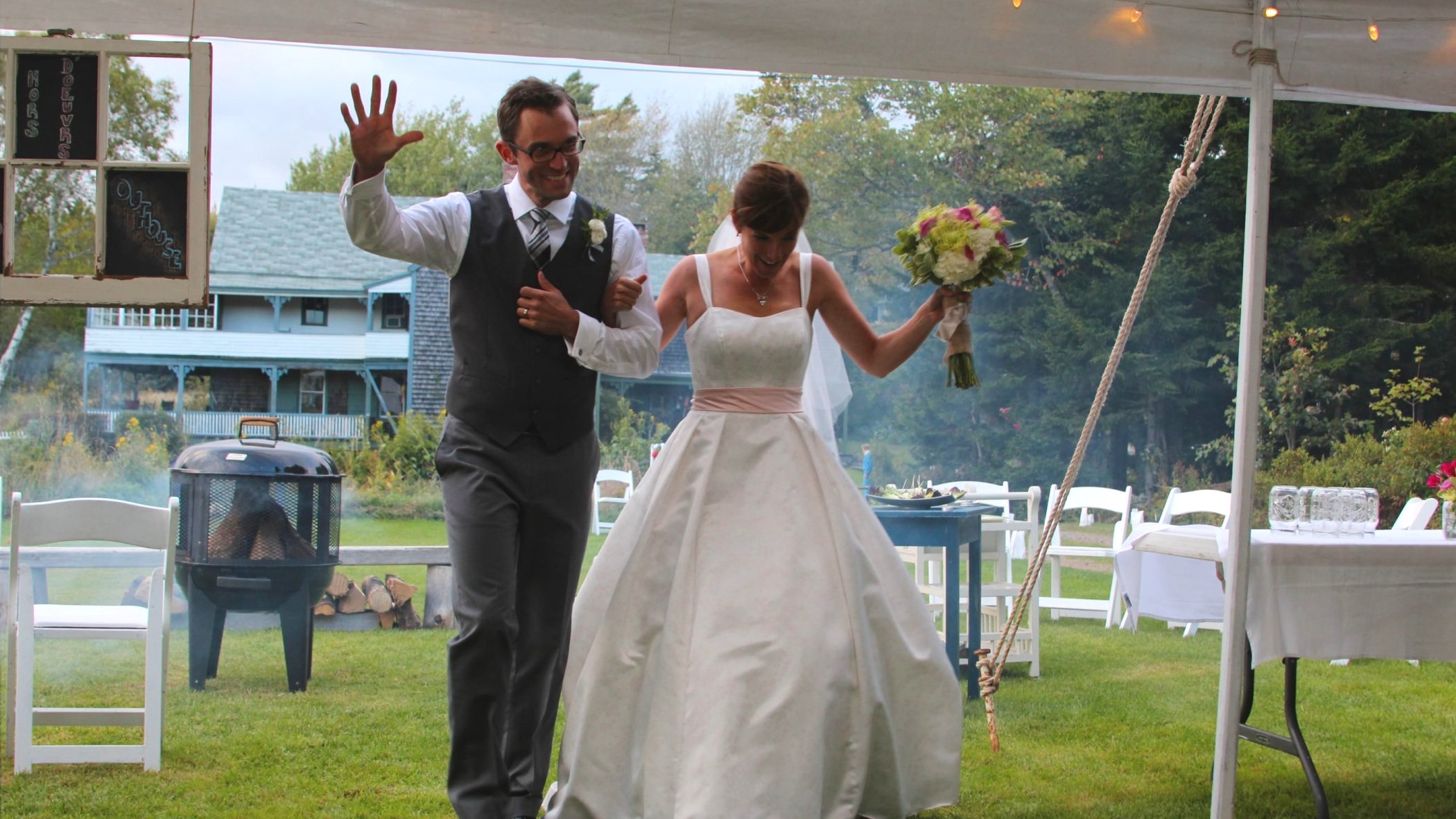 Wedding and reception by the ocean at Flood's Cove