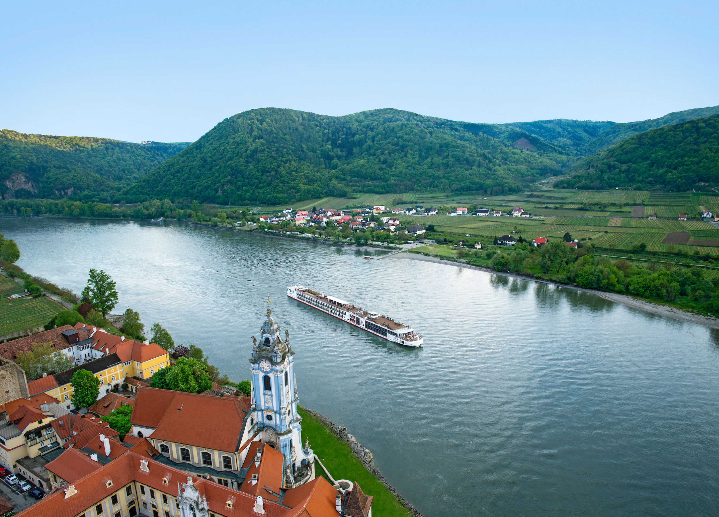 Viking_River_Cruise_Europe.jpg