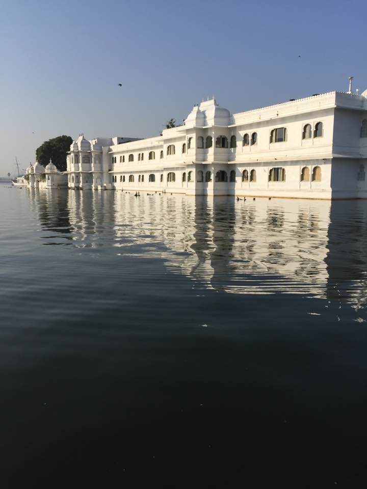 Taj_Lake_Palace.jpg