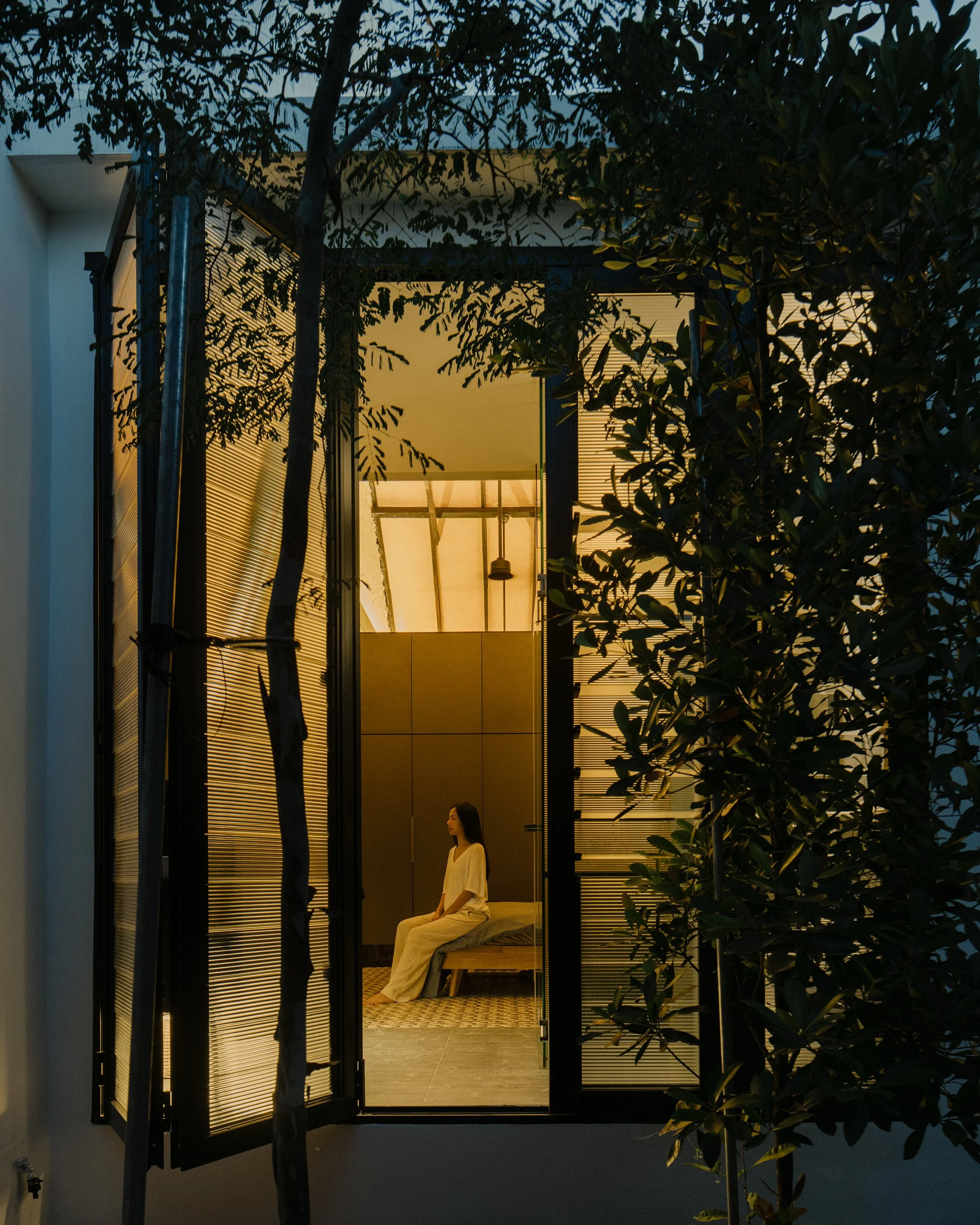 Hyphen Sirat-25 copy.jpg