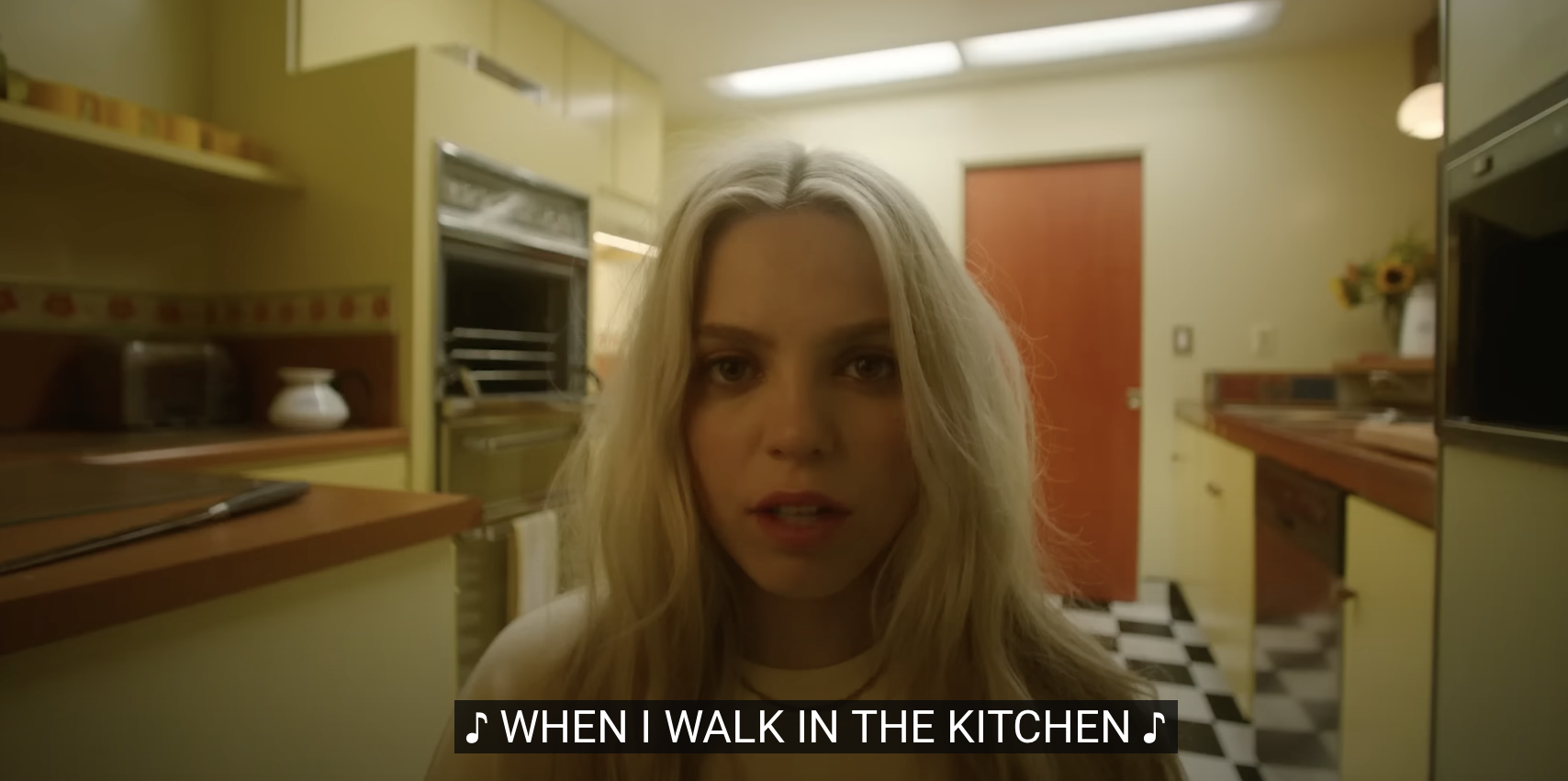 Renee Rapp - In The Kitchen