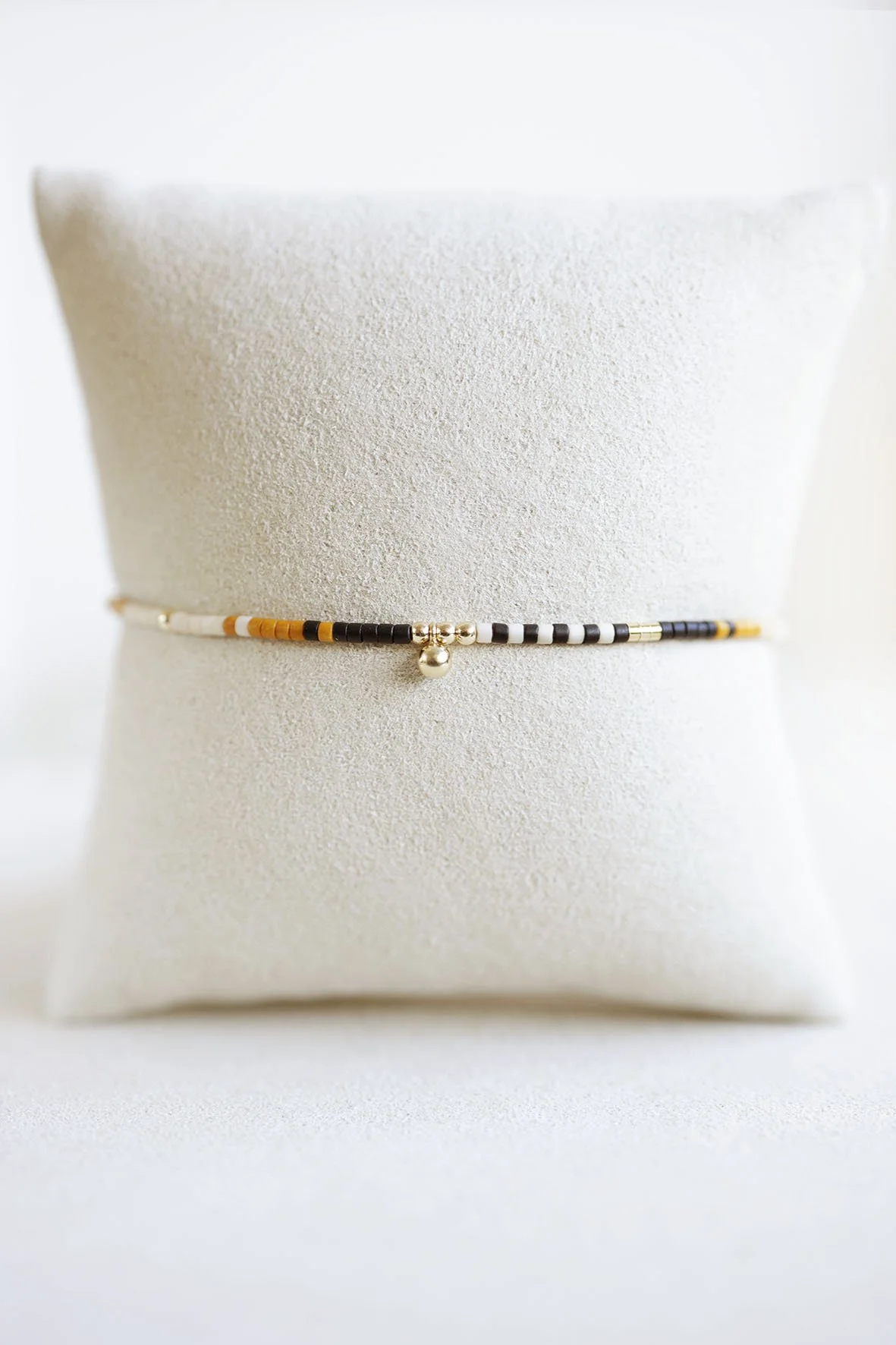 Bracelet talisman tissé N°19