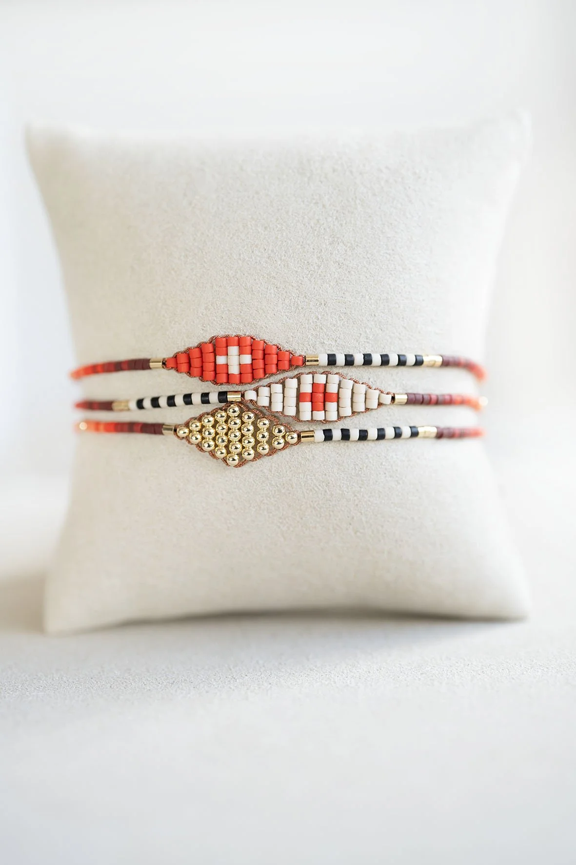 Bracelet talisman tissé N°20