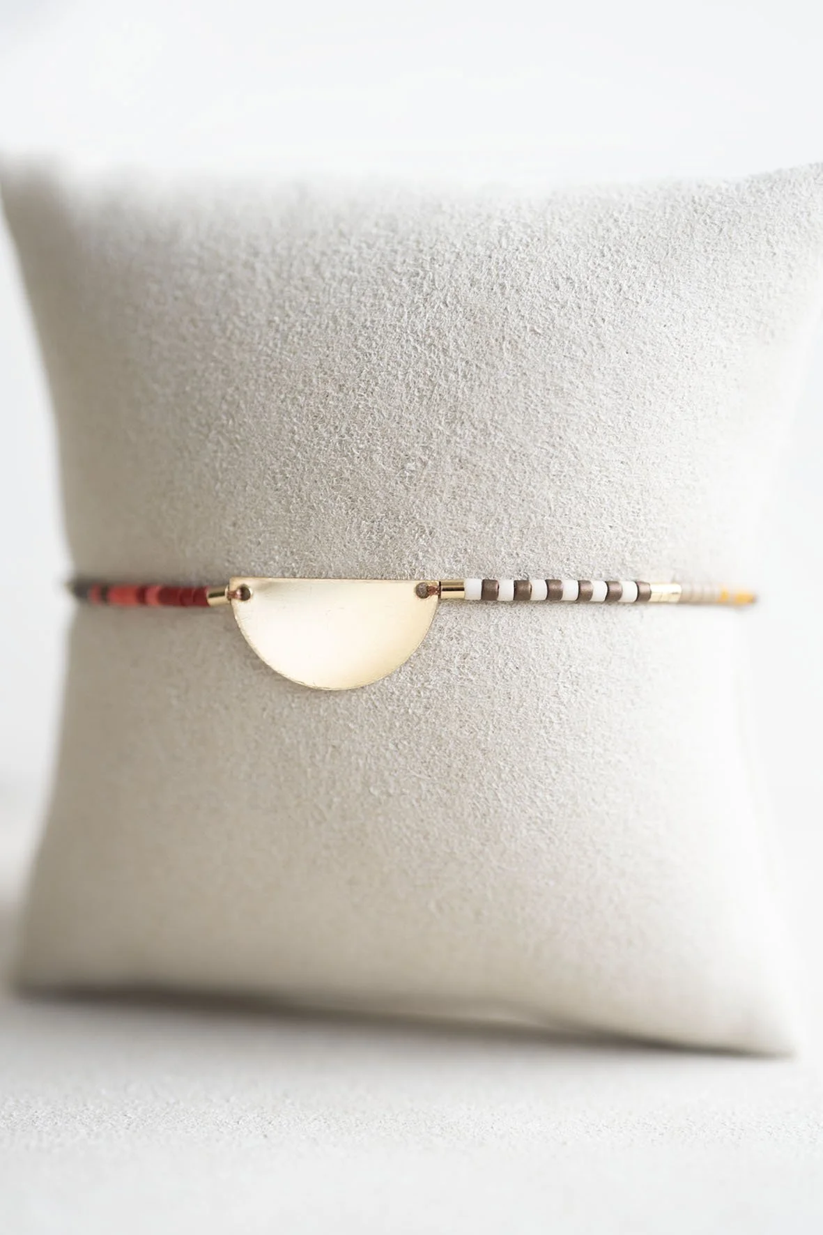 Bracelet talisman tissé N°29