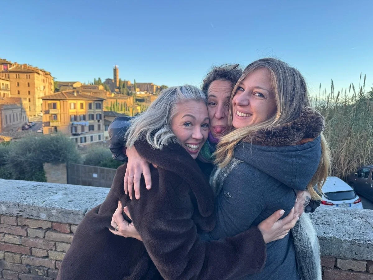 Back from my Italian holidays 🇮🇹
Rested, recharged&hellip; and slightly struggling to get back into routine 😉

January is the perfect reset month&mdash;especially when it comes to your wardrobe.

Yes, it&rsquo;s sale season. And yes, sales can be 