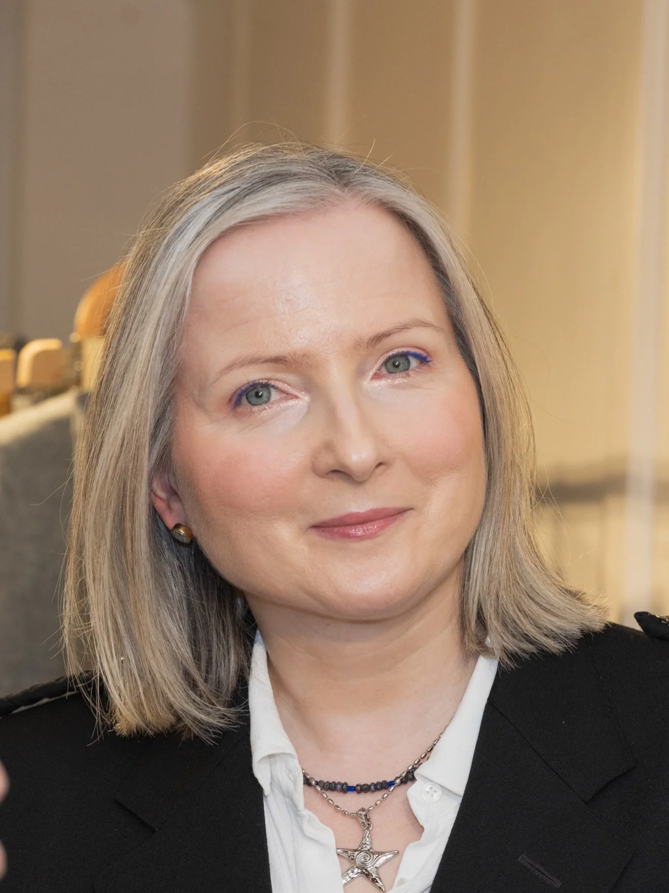 Meet Karolina, our new recruit at One of a Style! 

She had her first training module with me on seasonal colour analysis, and will soon join the team officially, as our junior stylist.

As part of the final stage of this first module, and with the a