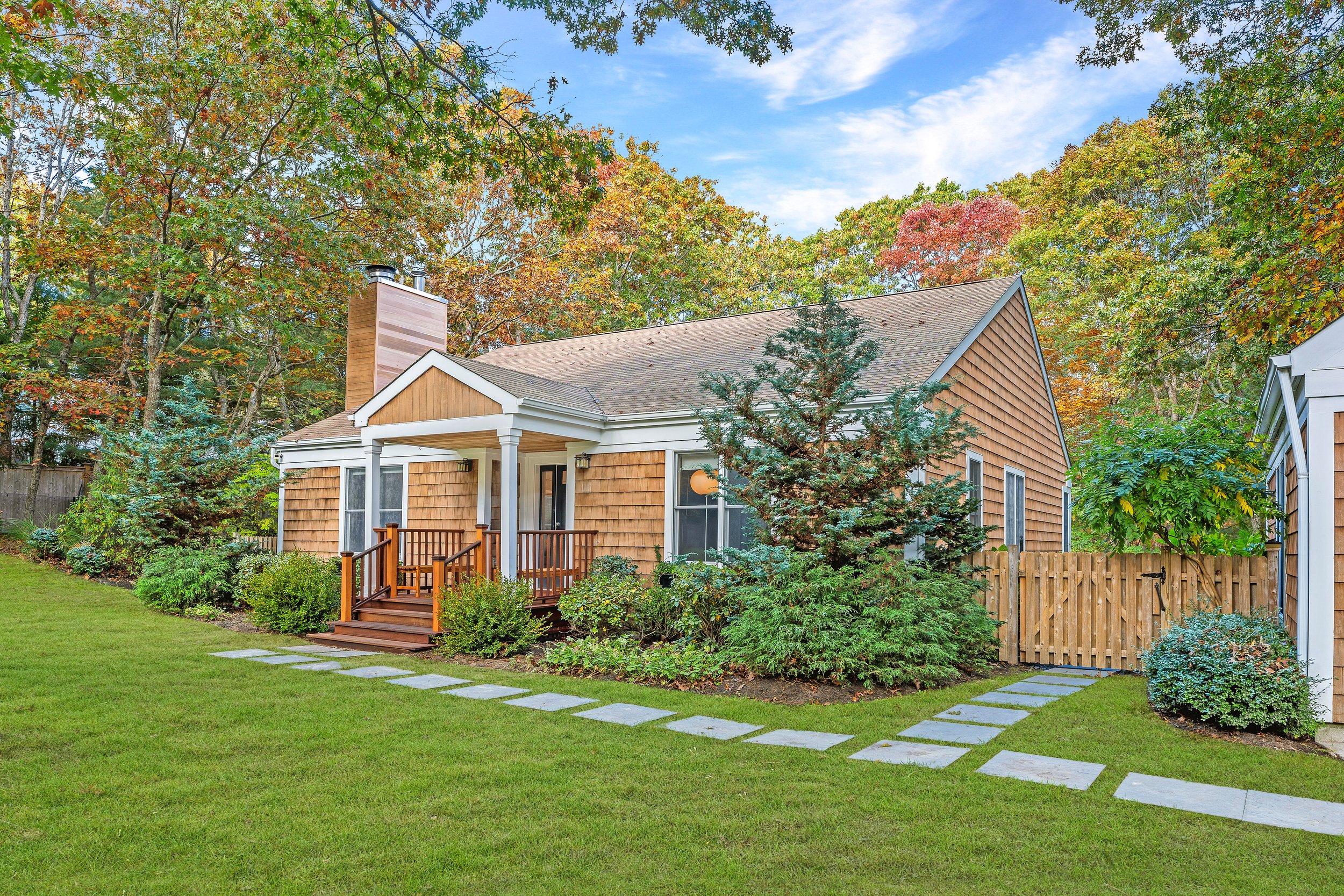 WebRes06_5 Arthur Ave, Bridgehampton_Front Angle.jpeg