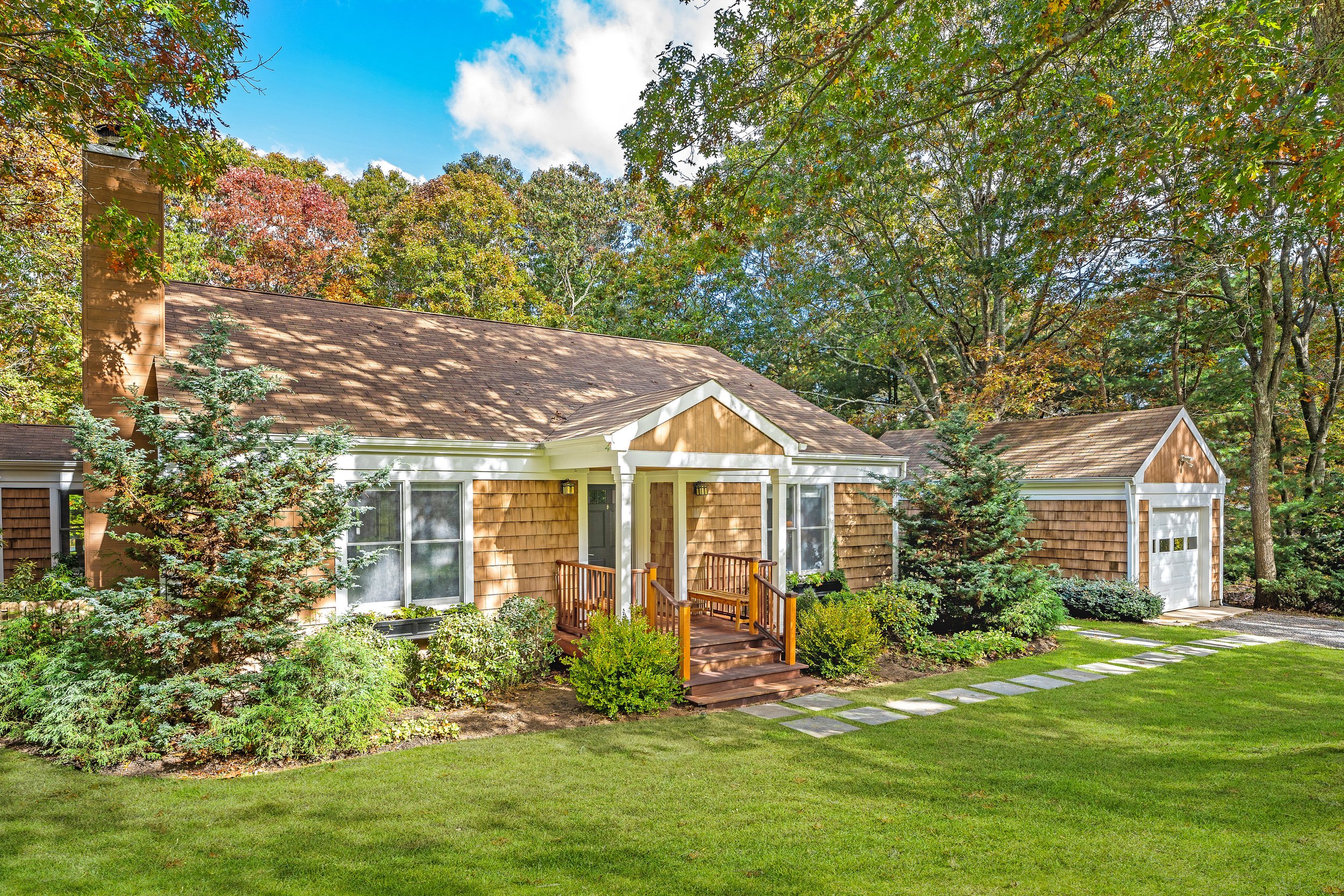 WebRes03_5 Arthur Ave, Bridgehampton_Front Angle.jpeg