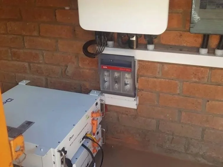 Nye batterier til solcelleanlegget