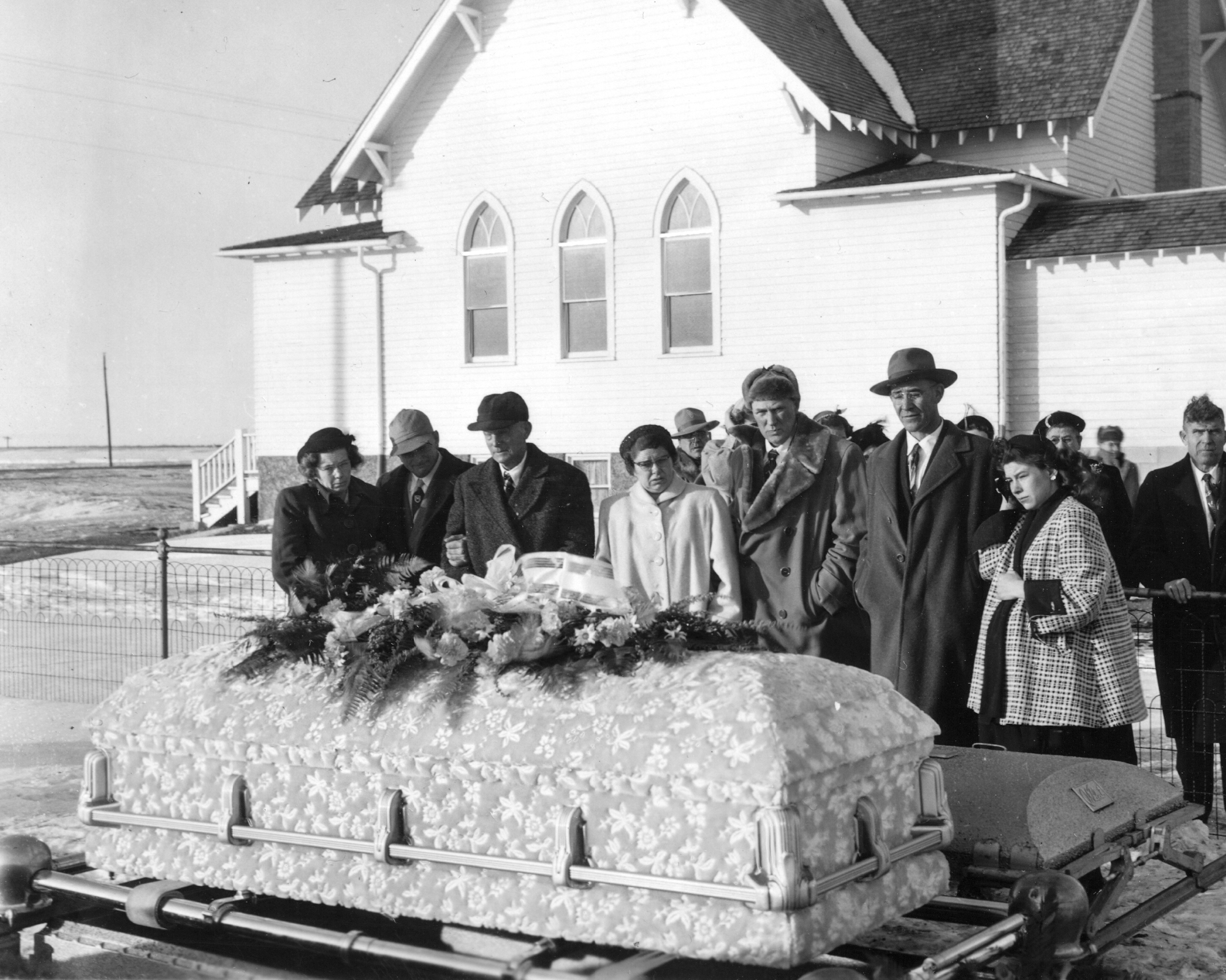Funeral Ada Cornelia Dahl Hendrickson Dec1953 scan0042.jpg