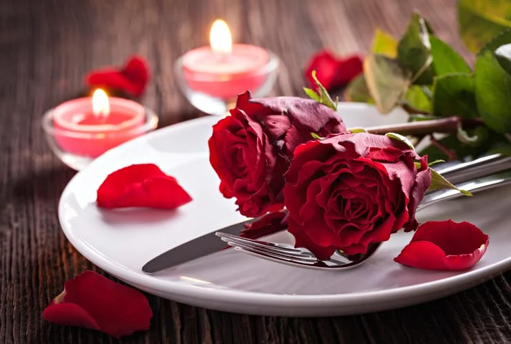 Valentines-Dinner-Recipes-for-Two-MainPhoto.jpg