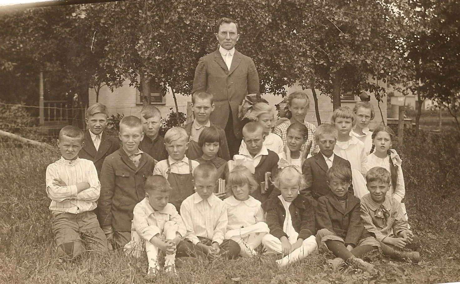 Bre Rev_Sjur_Brekke_~1918 (2).jpg