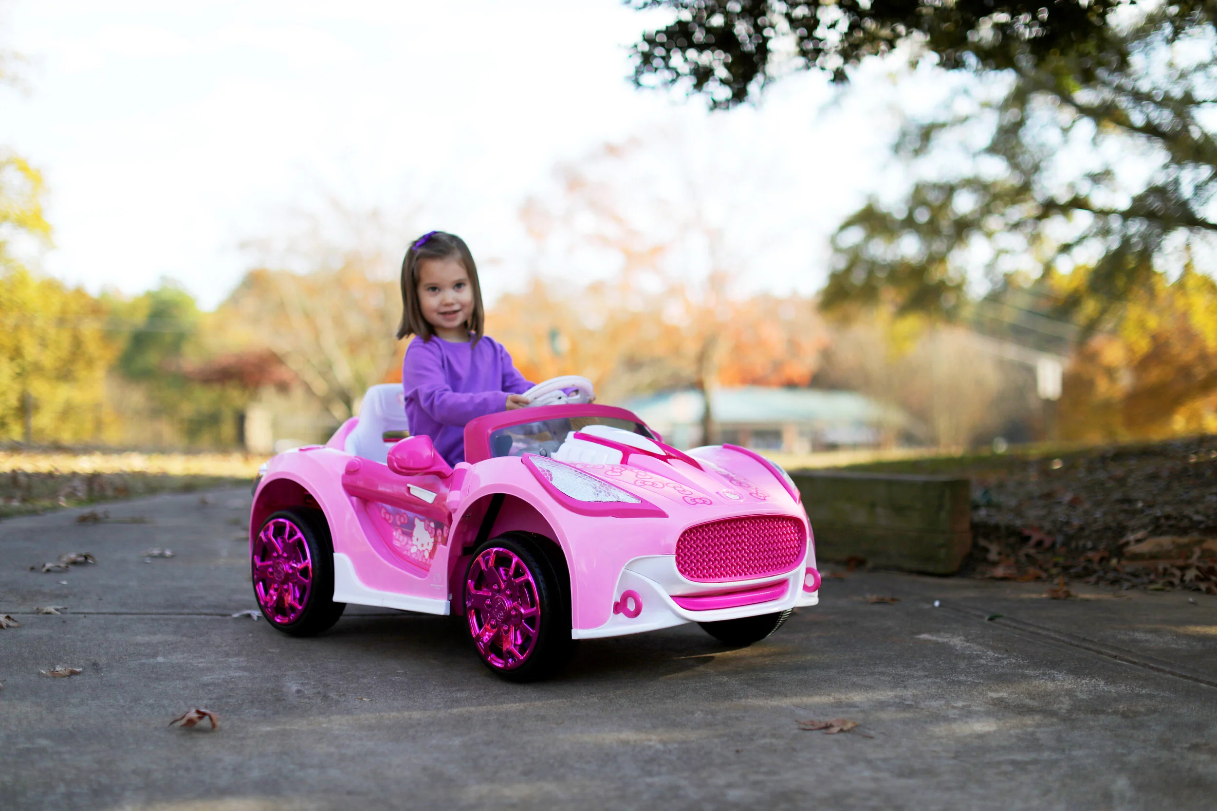 8805-51_SuperCarG6V_HelloKitty_LS2019_58_unedited.jpg