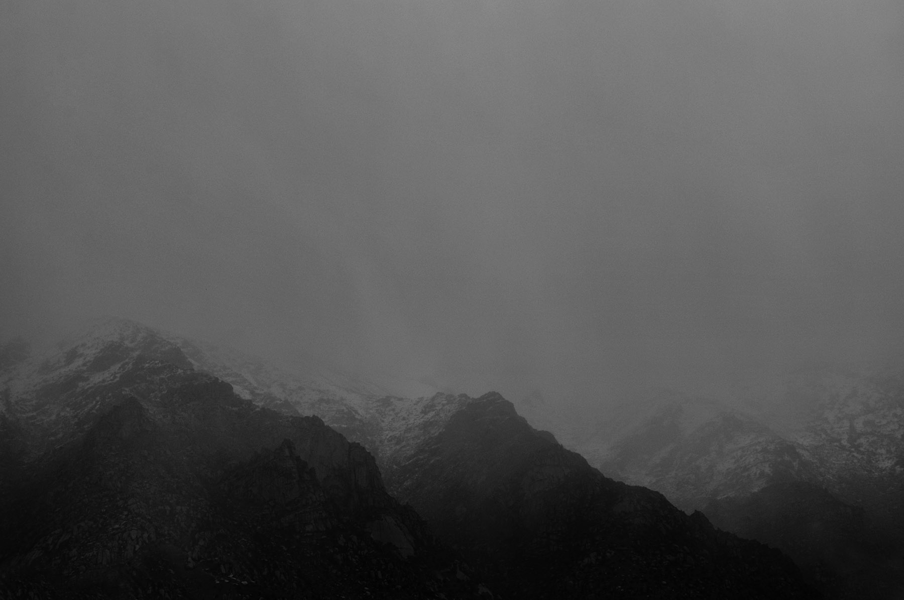 mist-clouds-mountains-tibet.jpg