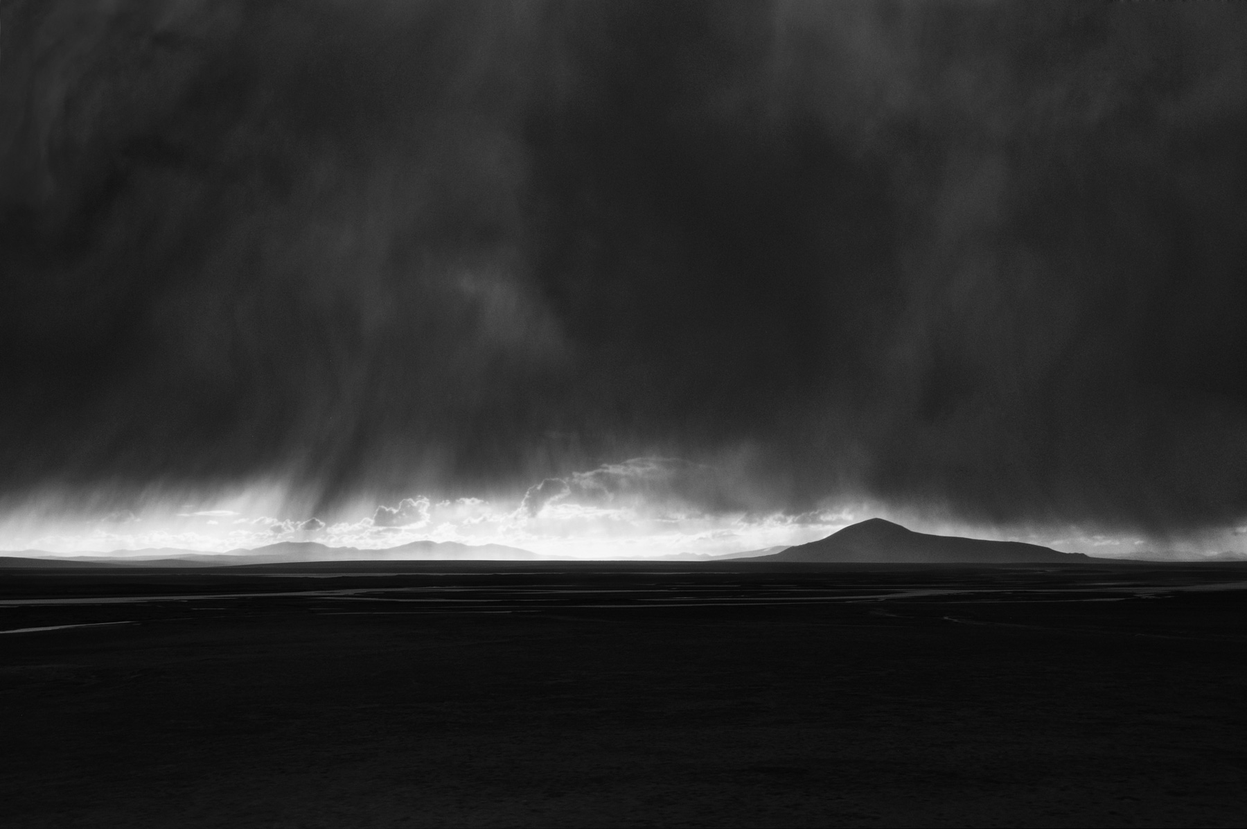 moody-storm-tibet-landscape.jpg