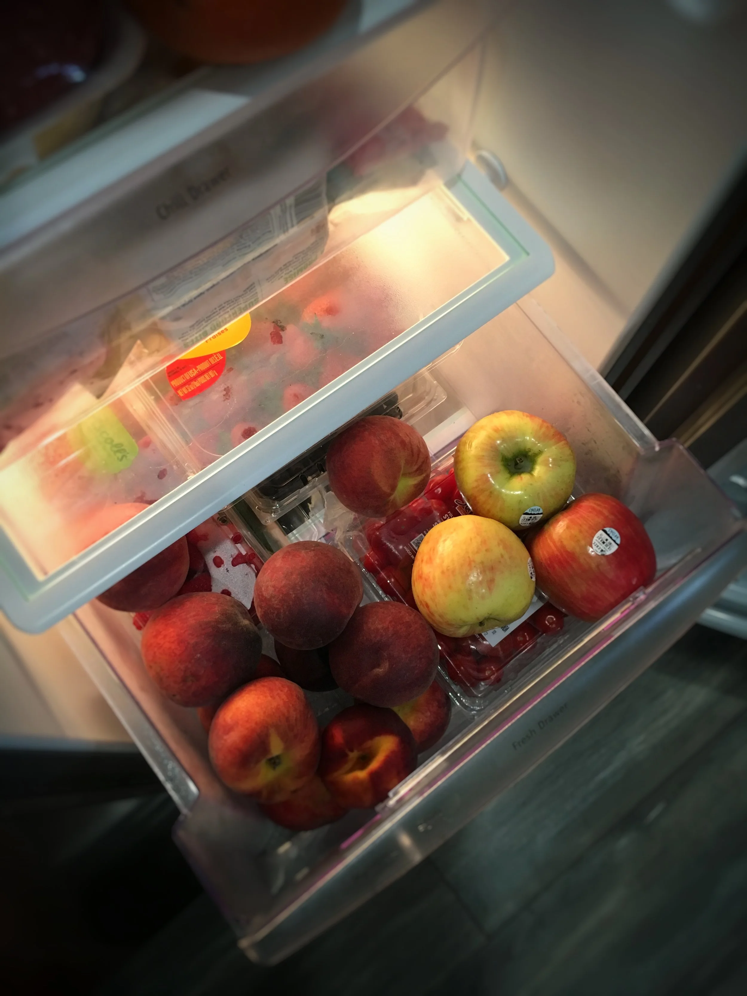 WHAT 5 STAPLES ARE ALWAYS IN MY FRIDGE — Katie Uhran