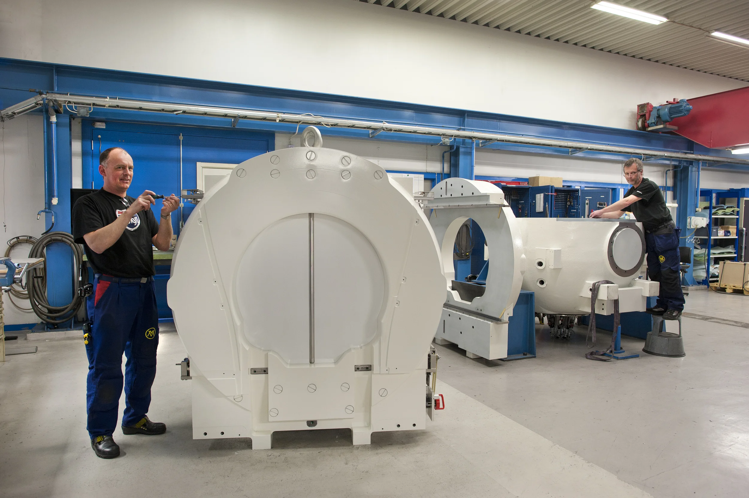 ....cleanroom ASSEMBLY..Renrumsmontage....